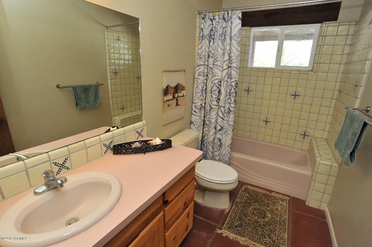 Unsubdivided - Residential