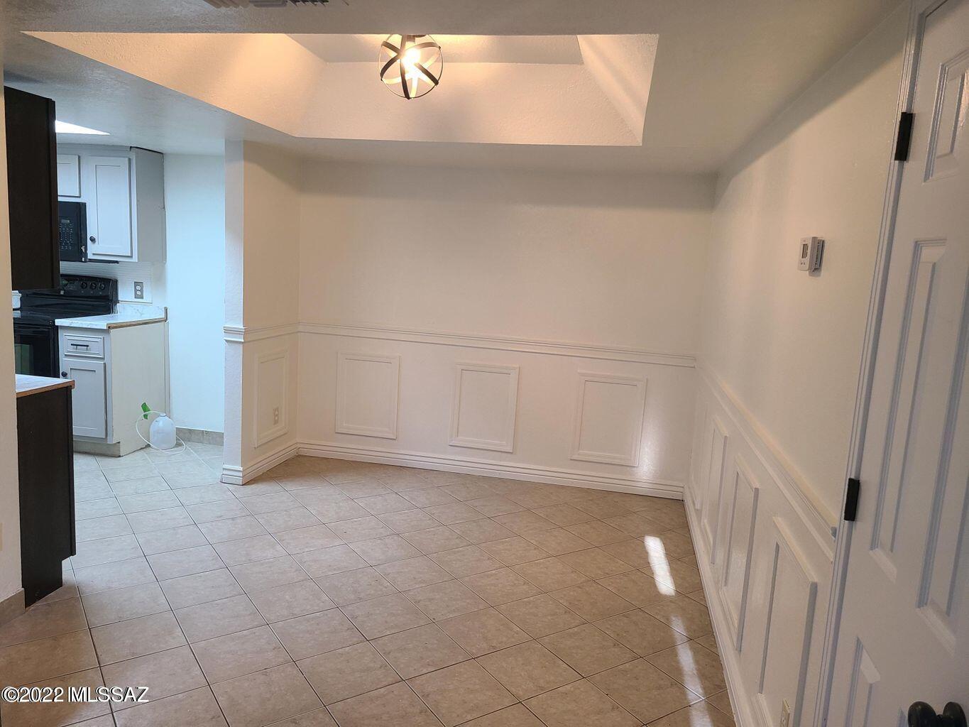 Las Casas Bellas Condo (1-44) - Residential Lease