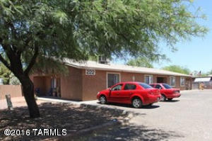 11 unit Multi-Family Apartment Complex located near Roger/Oracle.  Includes covered parking!!!  Tax codes 105-12-037B, 105-12-037K, 105-12-037L, and  105-12-037M