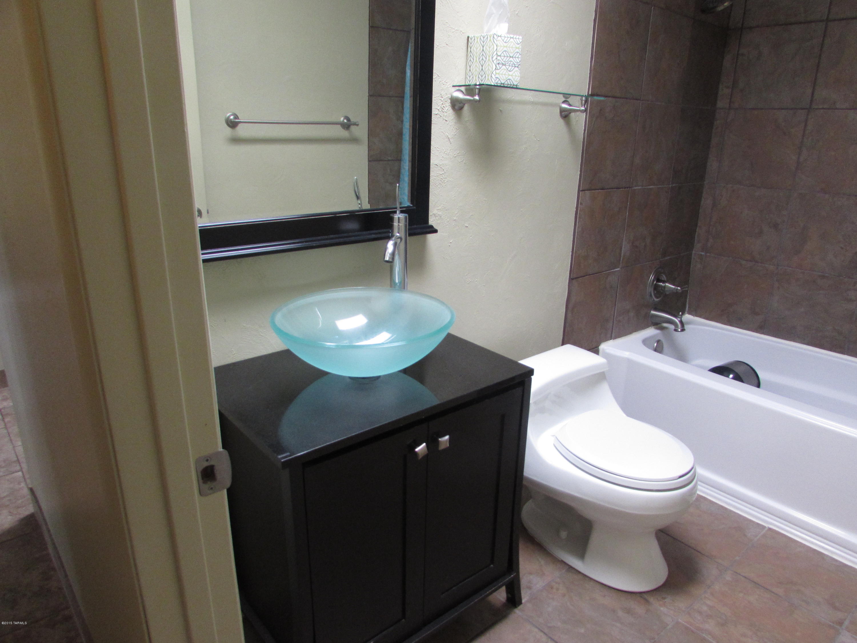 Hidden Hills East (1-118) - Residential Lease