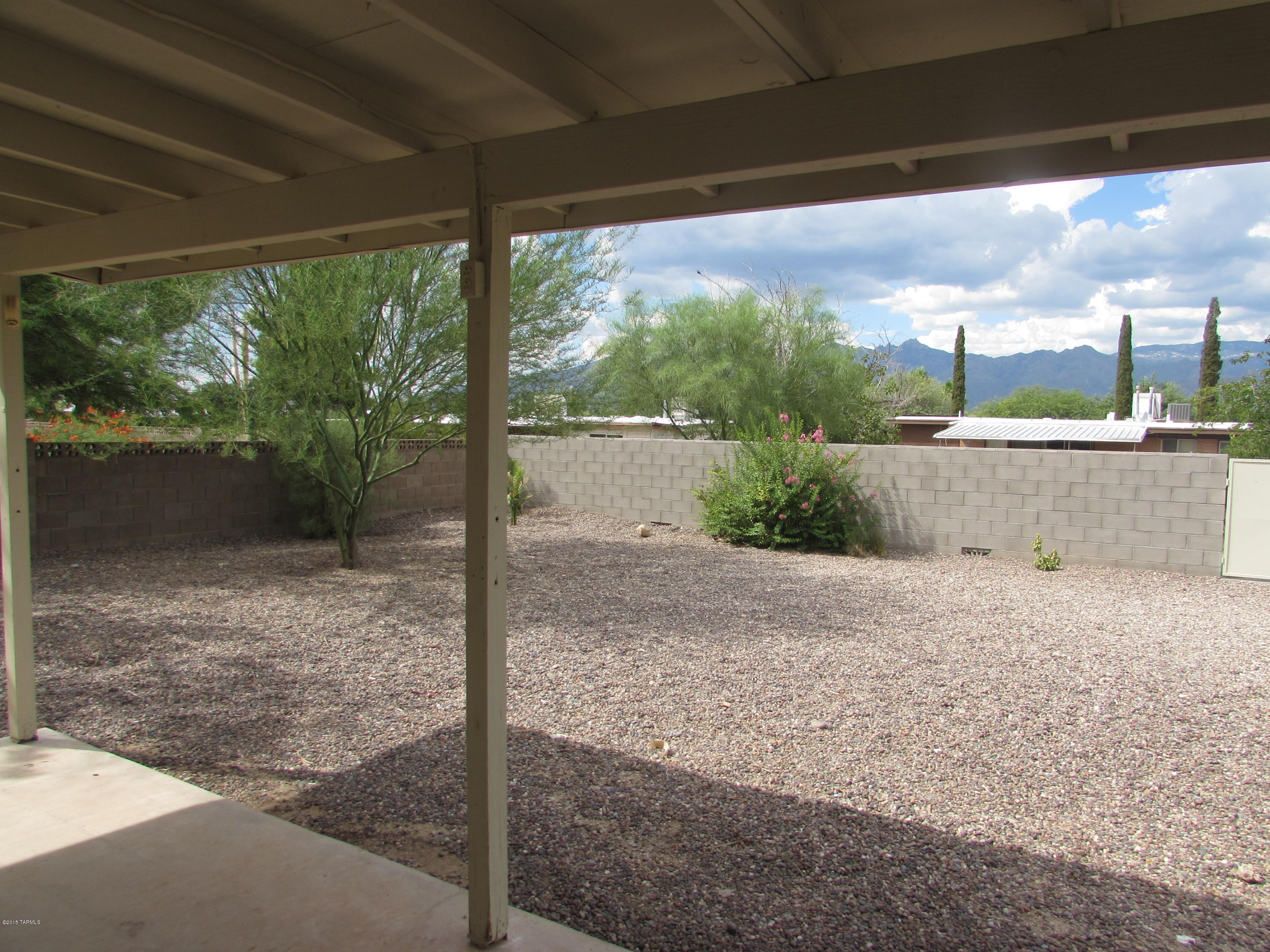 Hidden Hills East (1-118) - Residential Lease