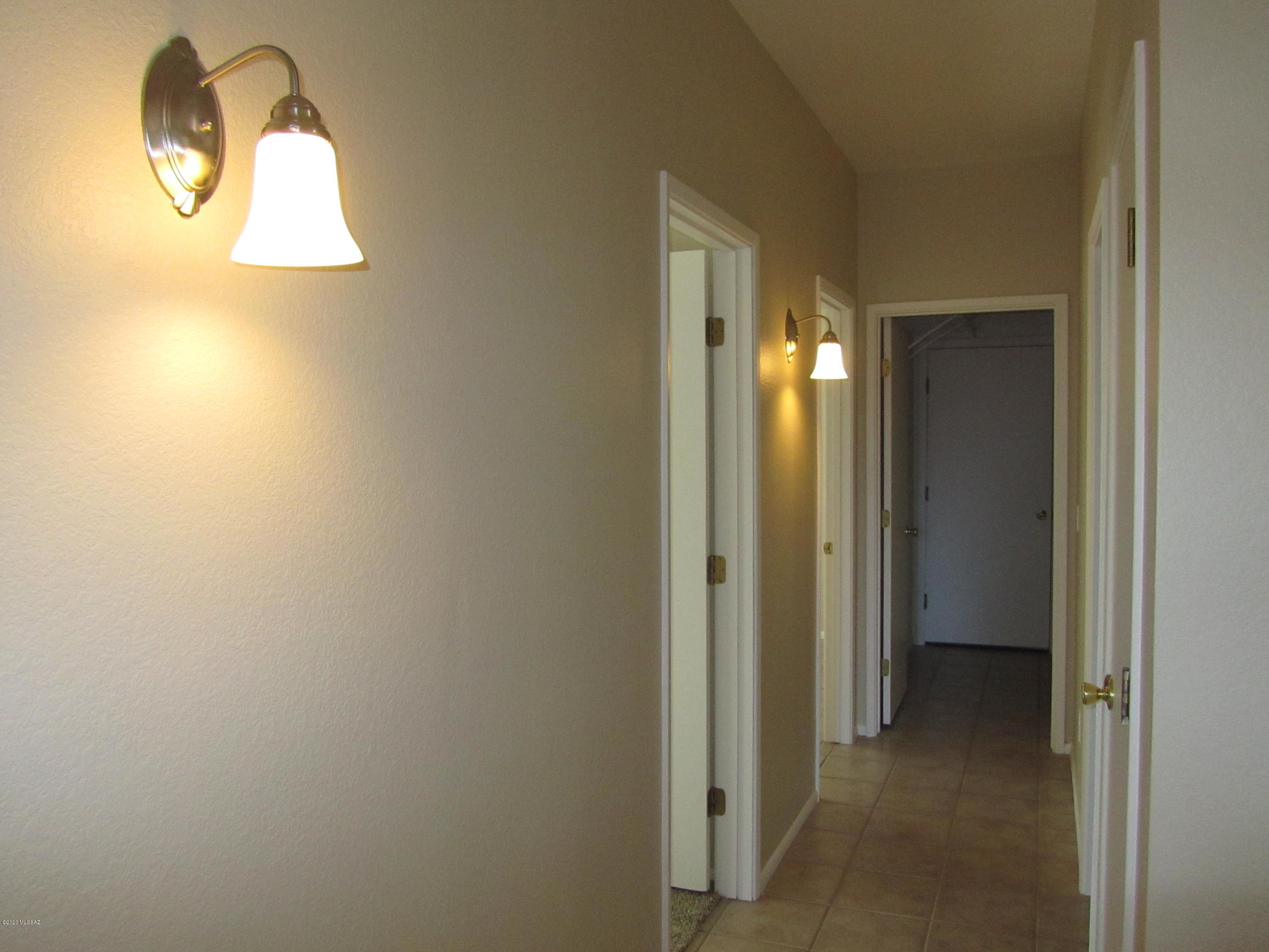 Hacienda Del Oro (1-879) - Residential