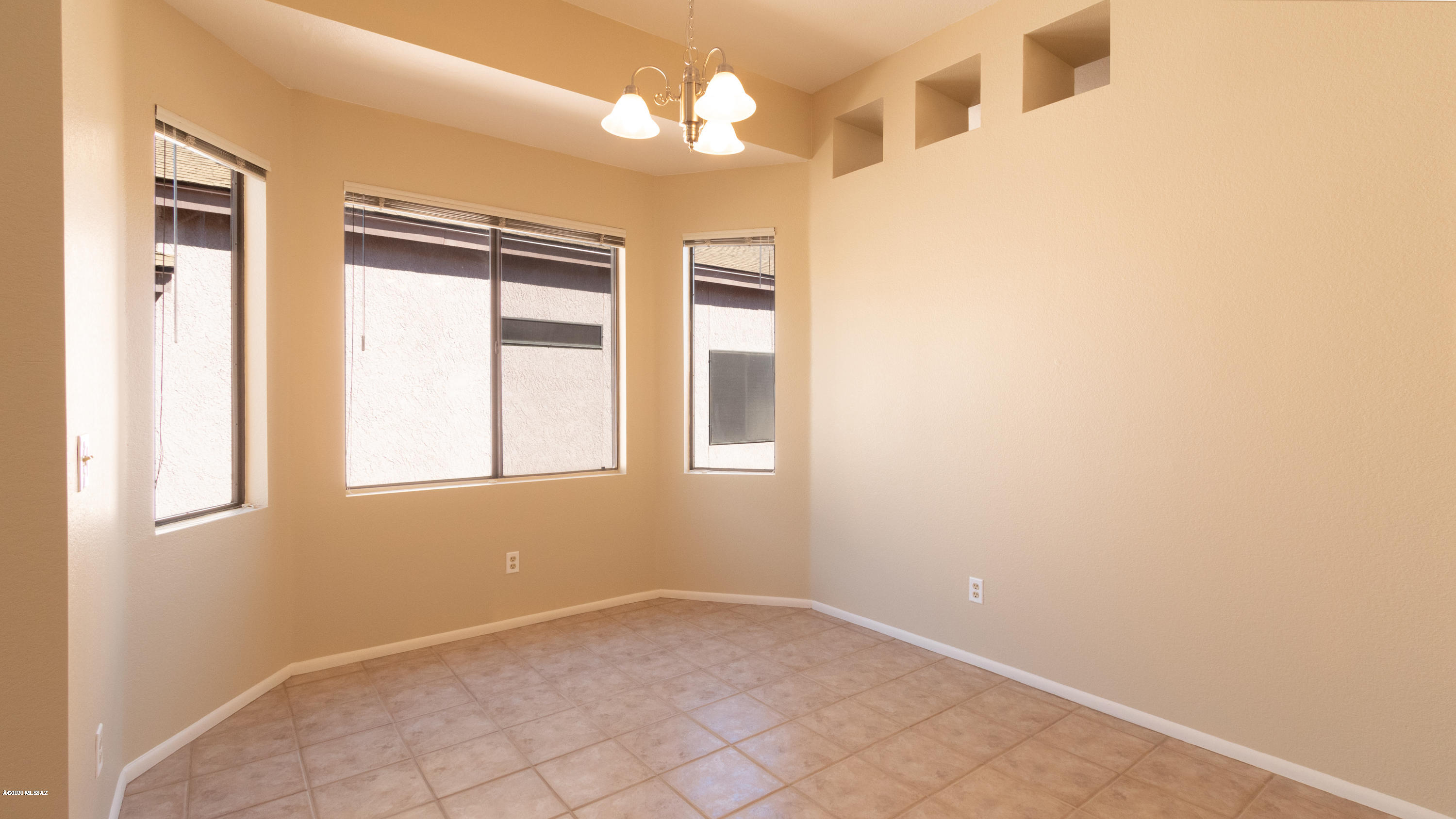 Hacienda Del Oro (1-879) - Residential