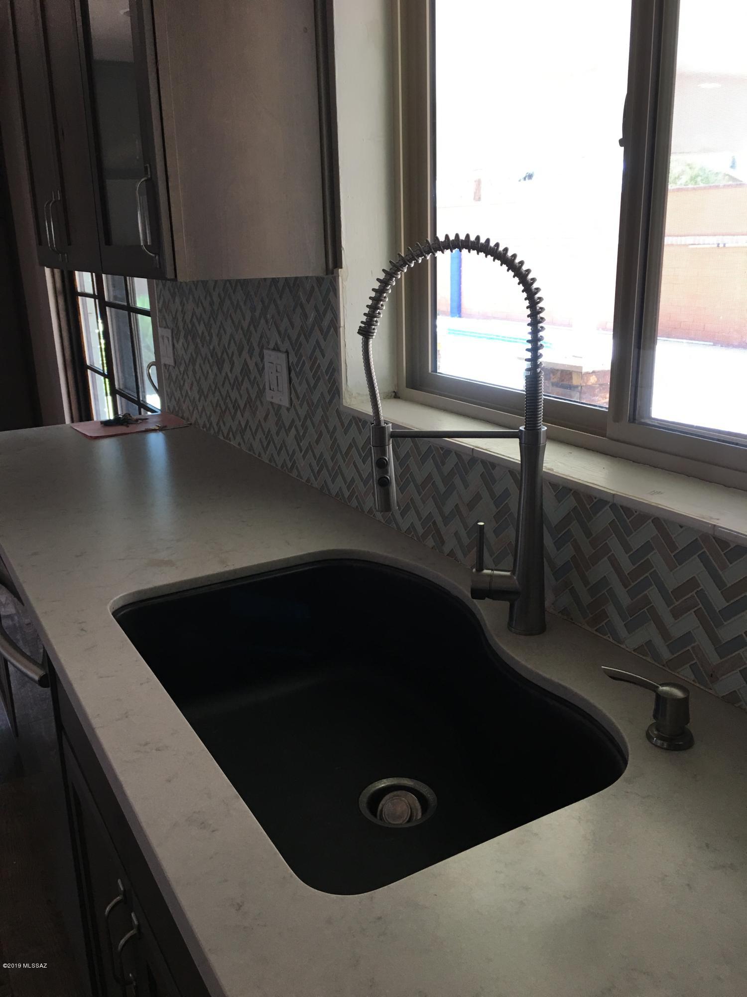Crest View - Residential Lease