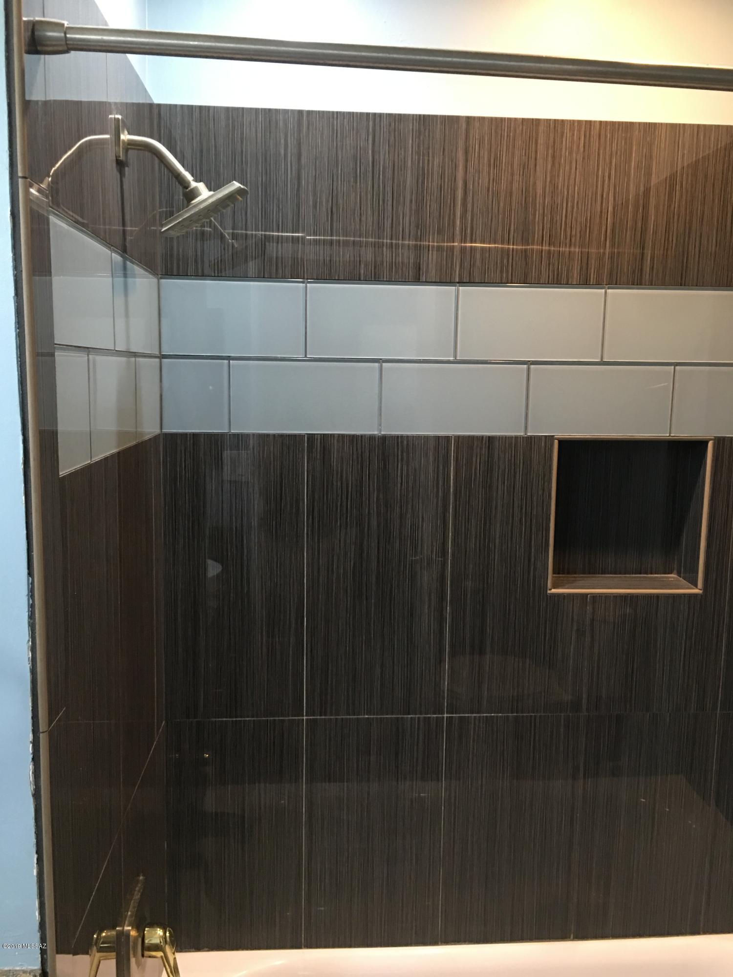 Crest View - Residential Lease