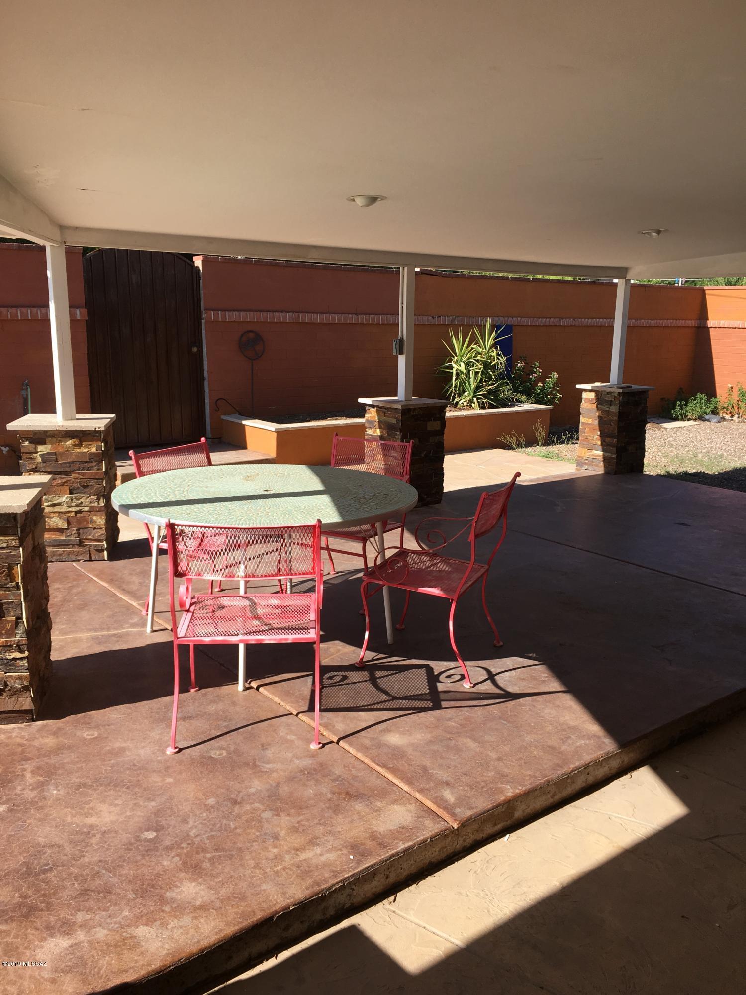 Crest View - Residential Lease