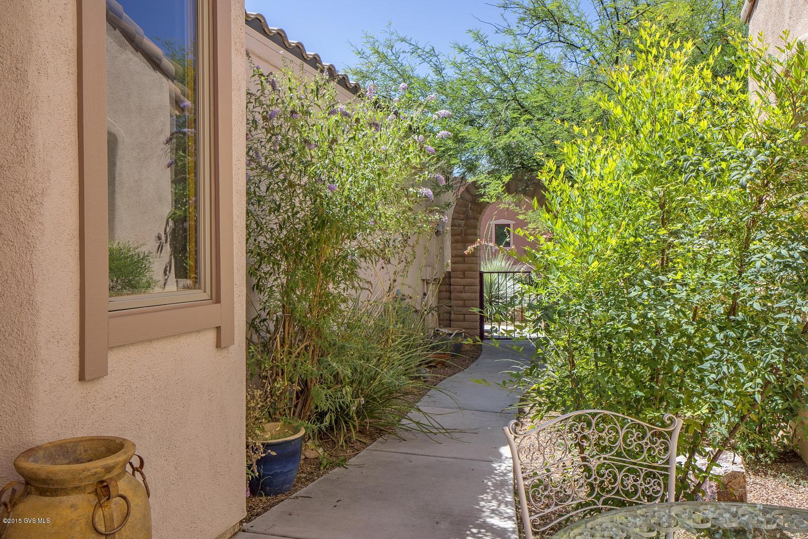 Barrio de Tubac - Residential