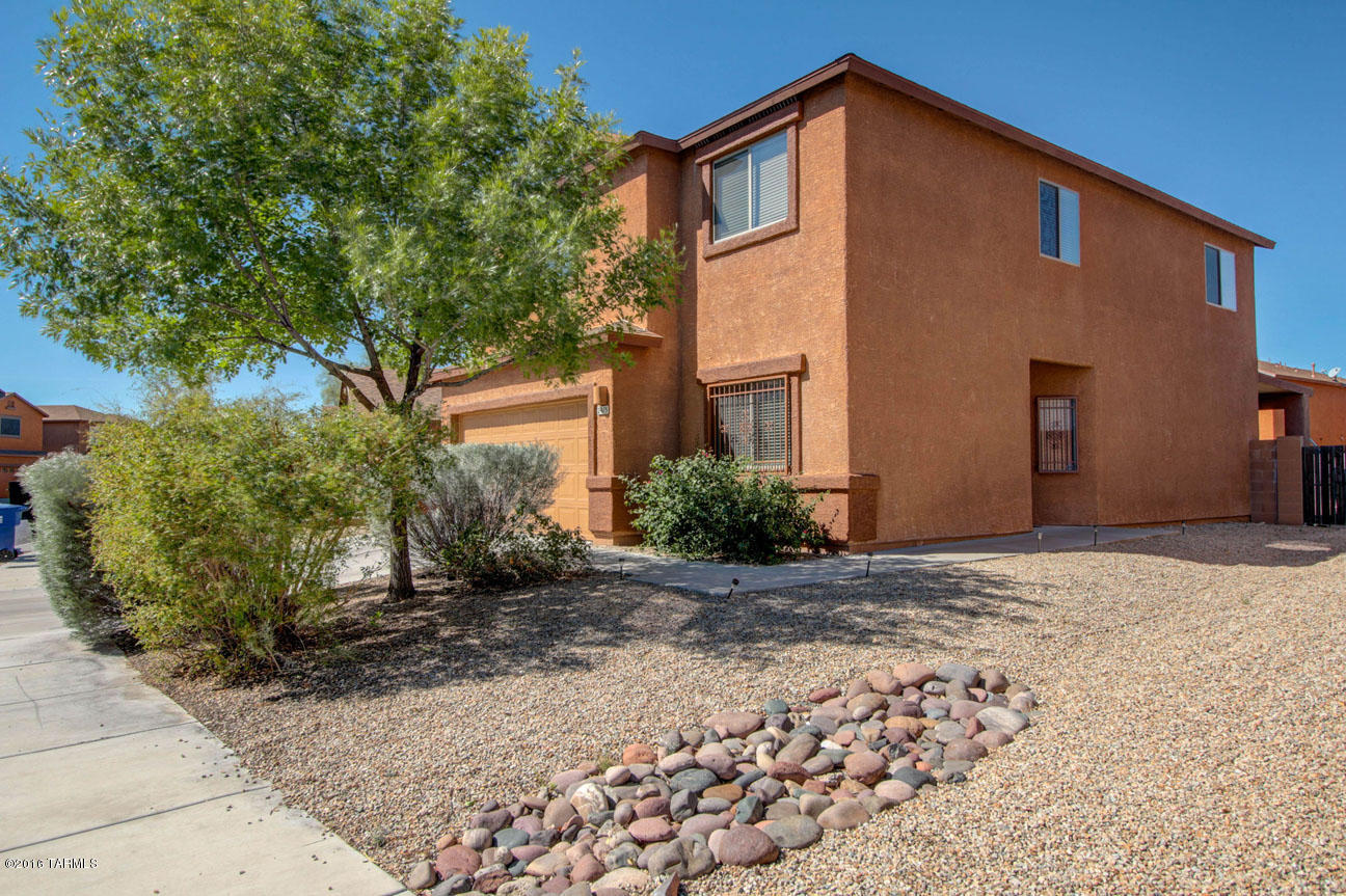 Tres Pueblos - Residential