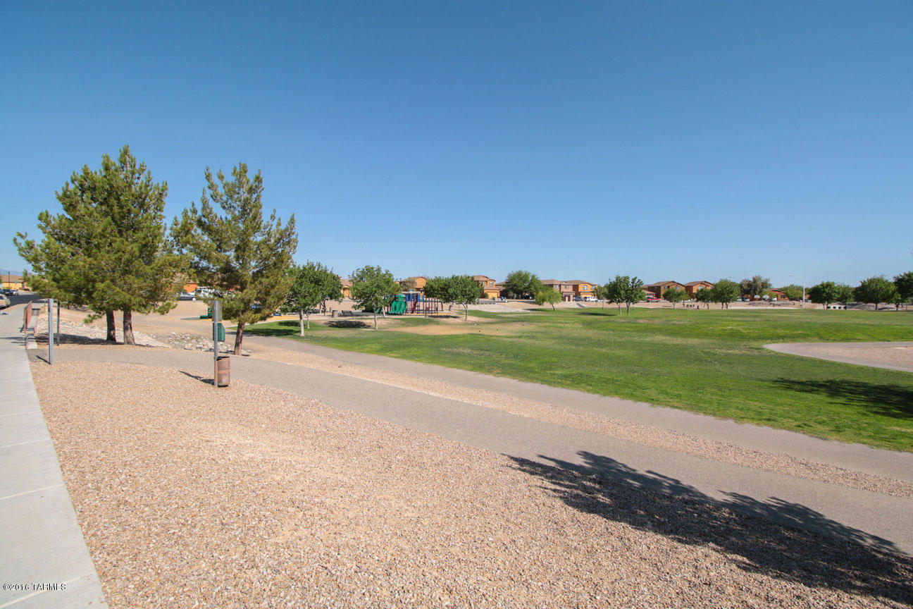 Tres Pueblos - Residential