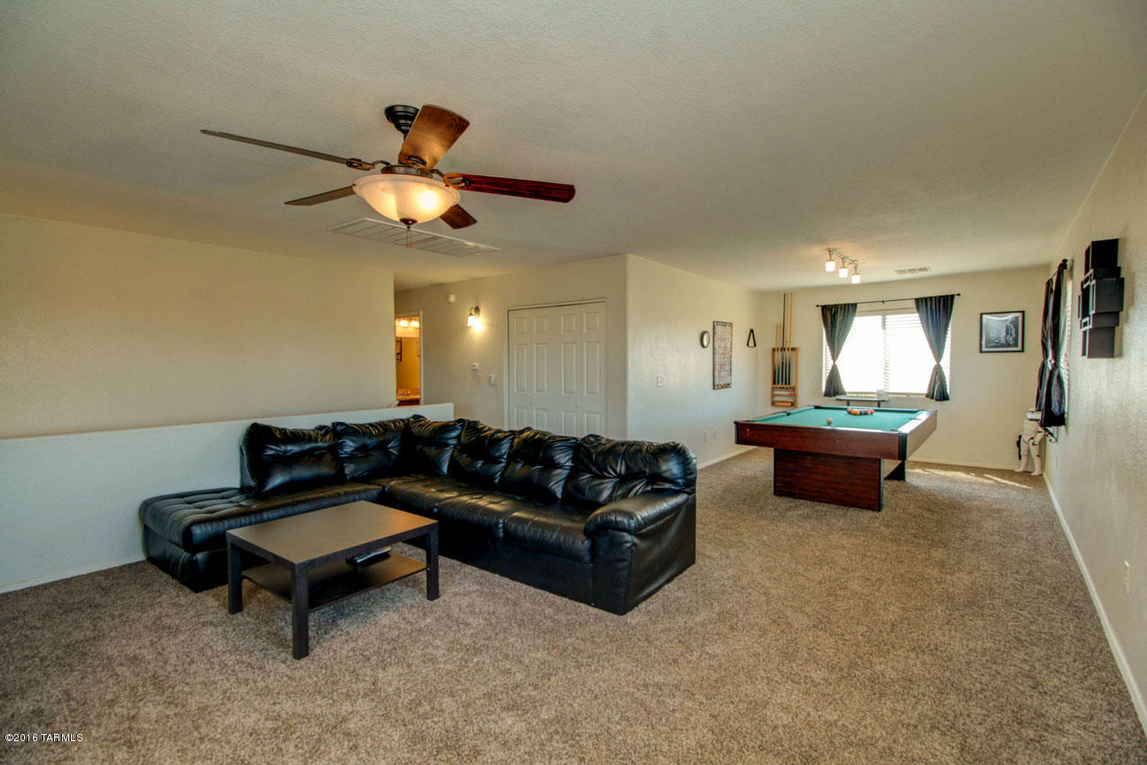 Tres Pueblos - Residential