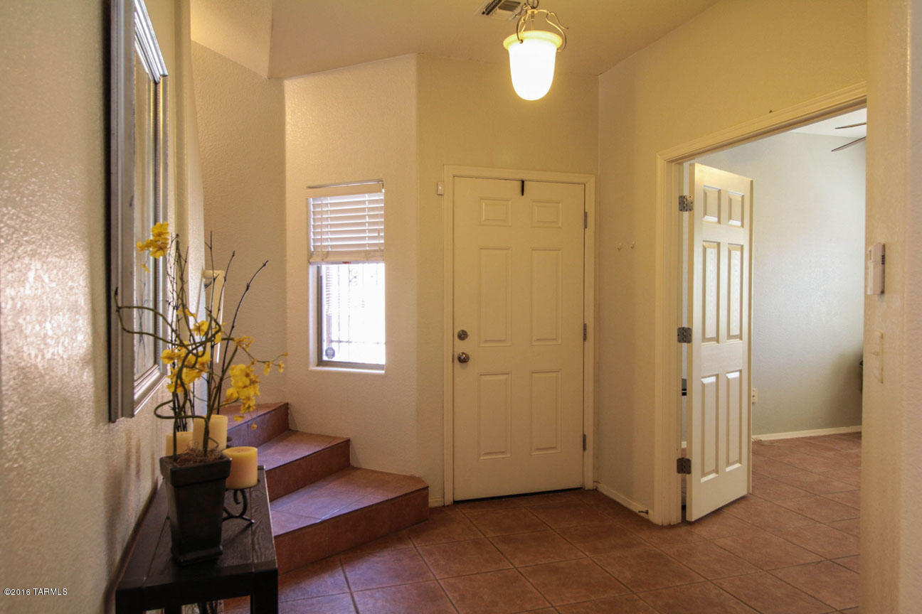 Tres Pueblos - Residential