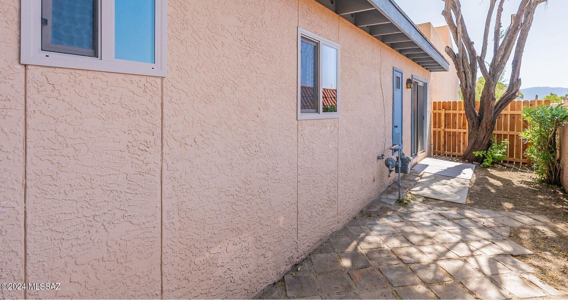 Rancho Sahuaro (1-33) - Residential