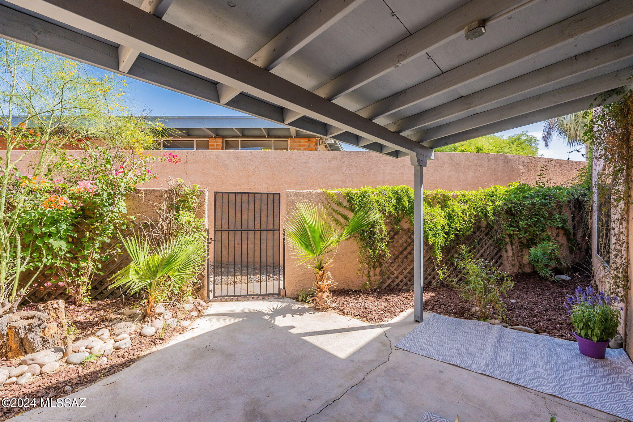 Rancho Sahuaro (1-33) - Residential