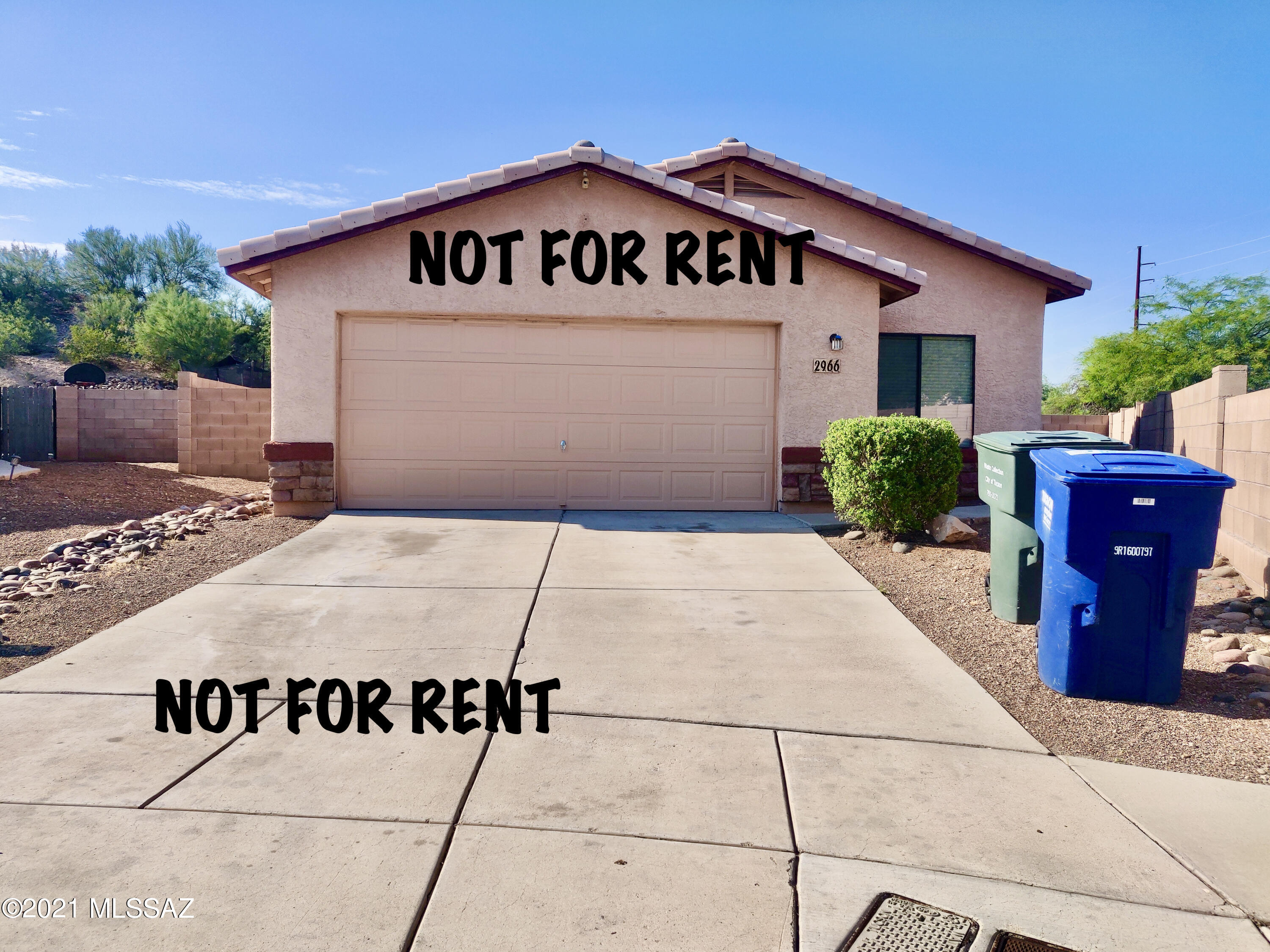 **MULTIPLE OFFERS RECEIVED. THANK YOU!***

4 Bedroom / 2 Bath single story home is located in a peaceful Westside neighborhood on a cul-de-sac lot with NO rear neighbors! Large backyard is ready for new owner's personalized oasis! 

**Buyer(s) must walk the property before submitting offer**

**ALL OFFERS MUST BE SUBMITTED ONLINE AT: https://form.jotform.com/80925779906170 and email all documents to: kristymartinezoffers@gmail.com. See Documents tab, all documents required with offer.