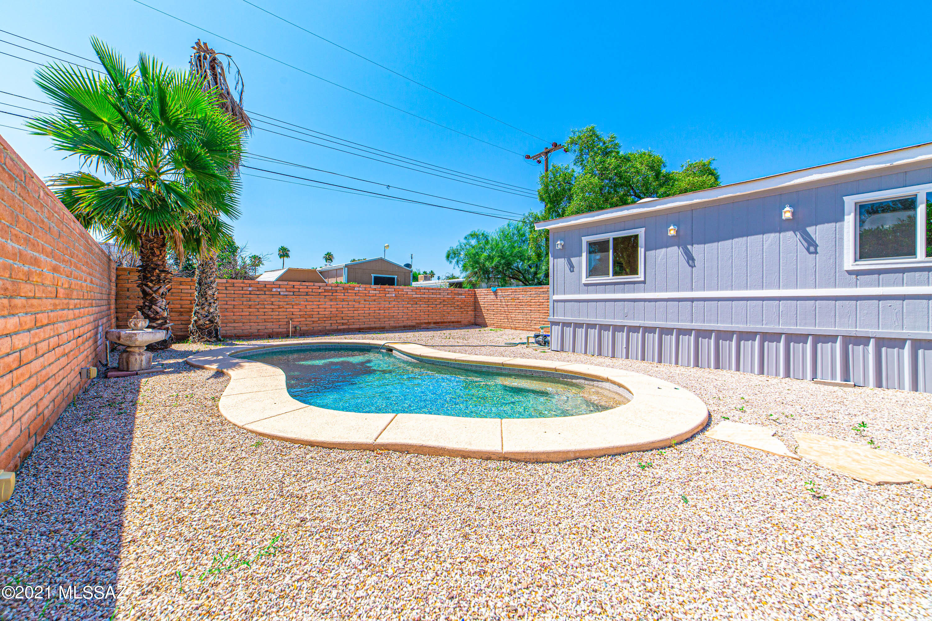 Riverside Gardens - Residential