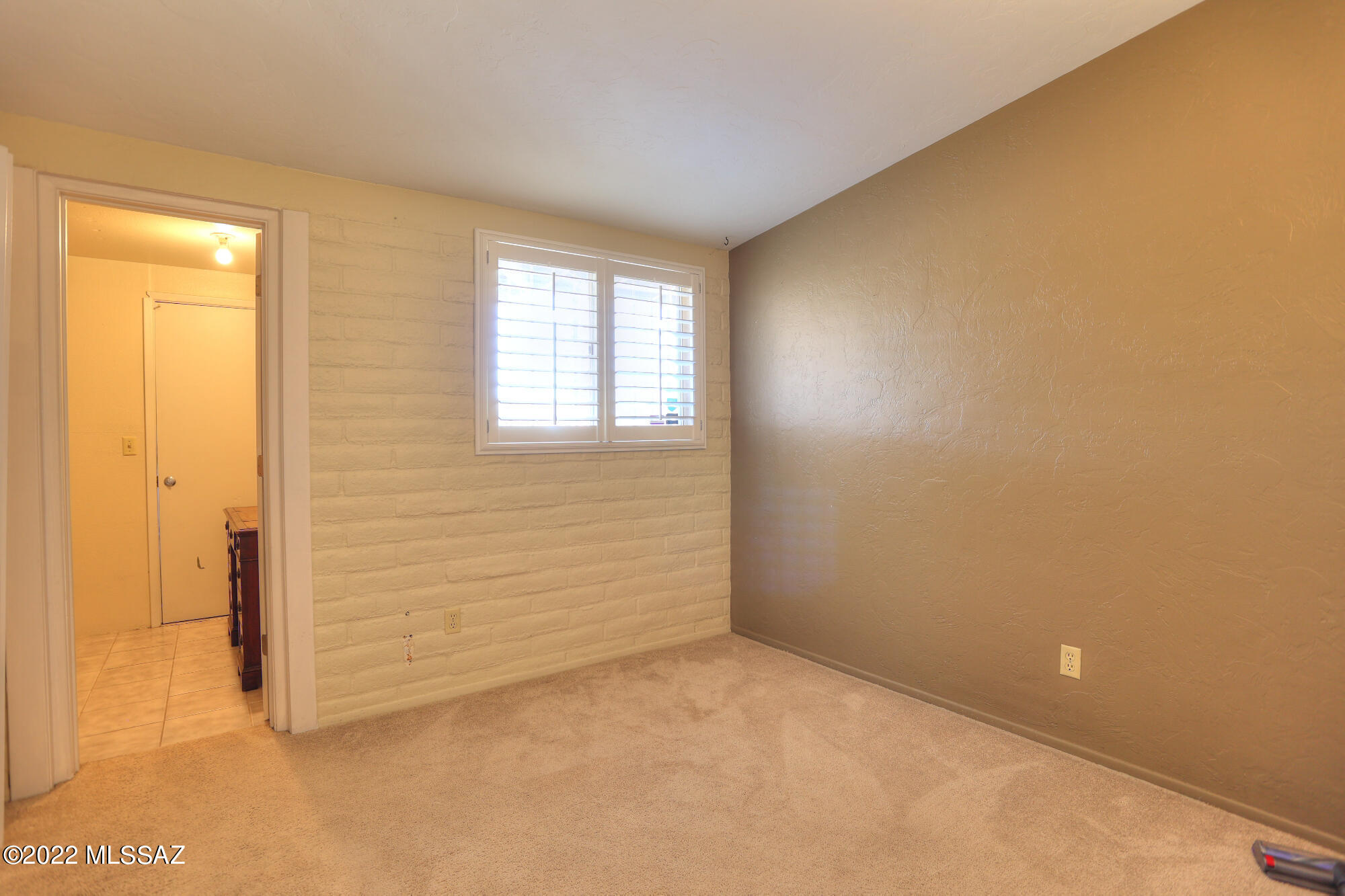 Campbell Ave. Acres - Residential