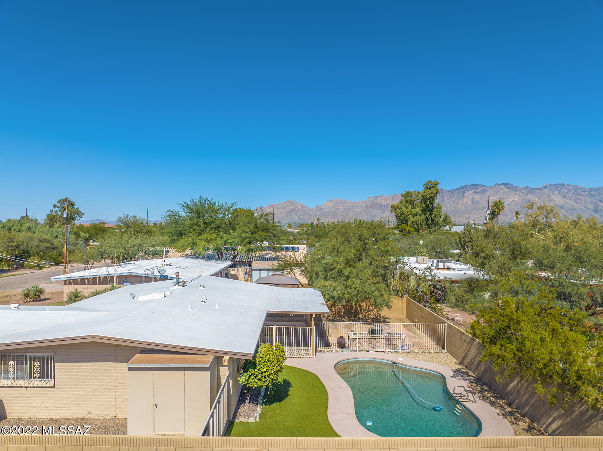 Campbell Ave. Acres - Residential