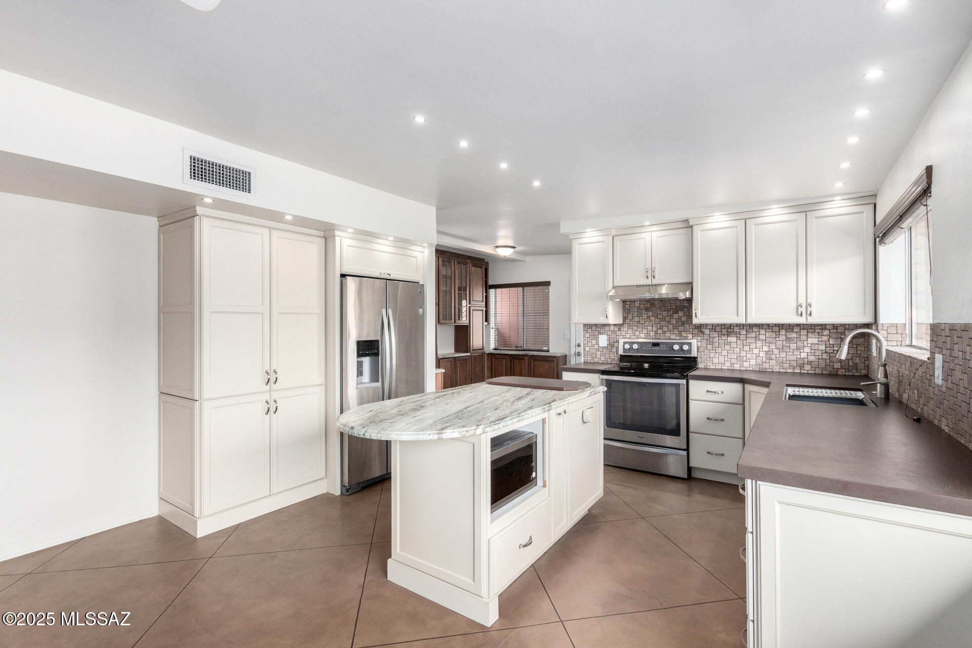 Tres Lomas North (1-135) - Residential