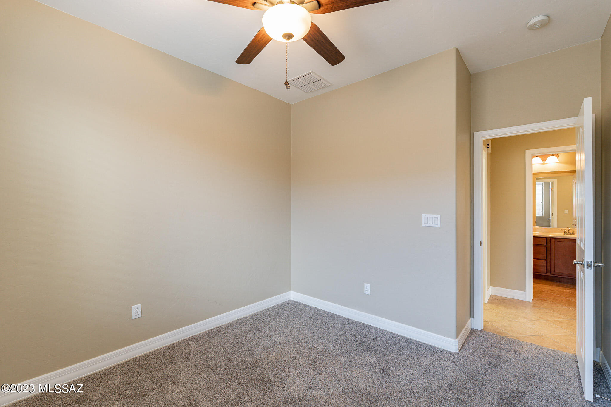 Entrada Bonita (1-253) - Residential Lease