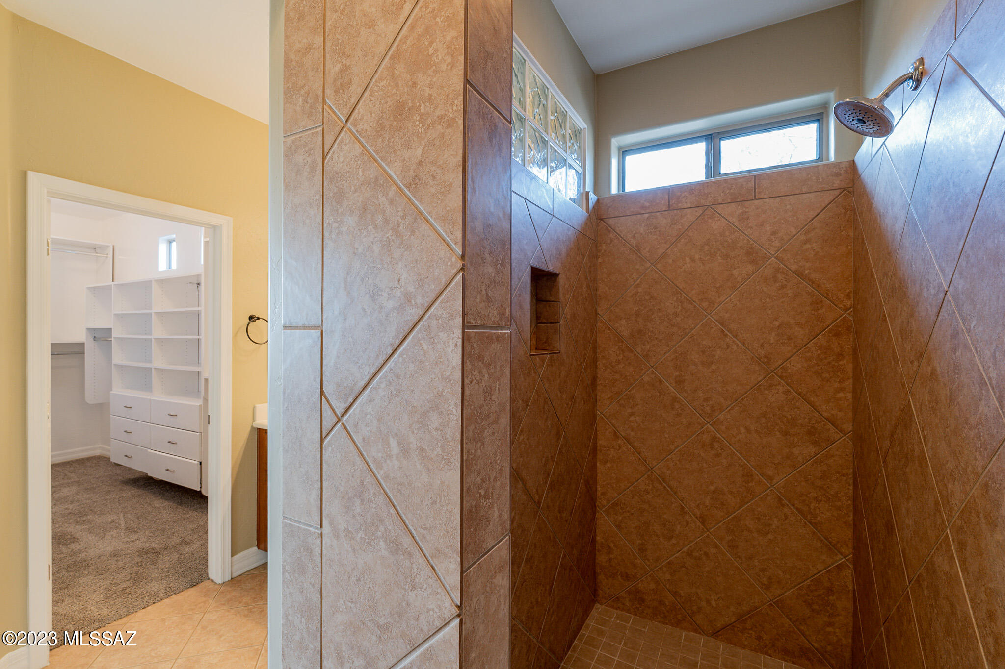 Entrada Bonita (1-253) - Residential Lease