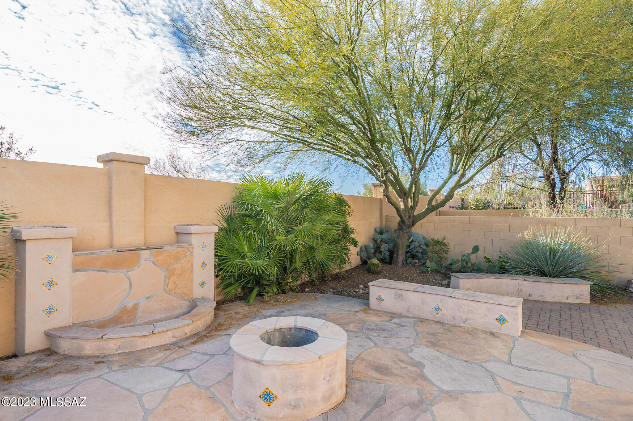 Entrada Bonita (1-253) - Residential Lease