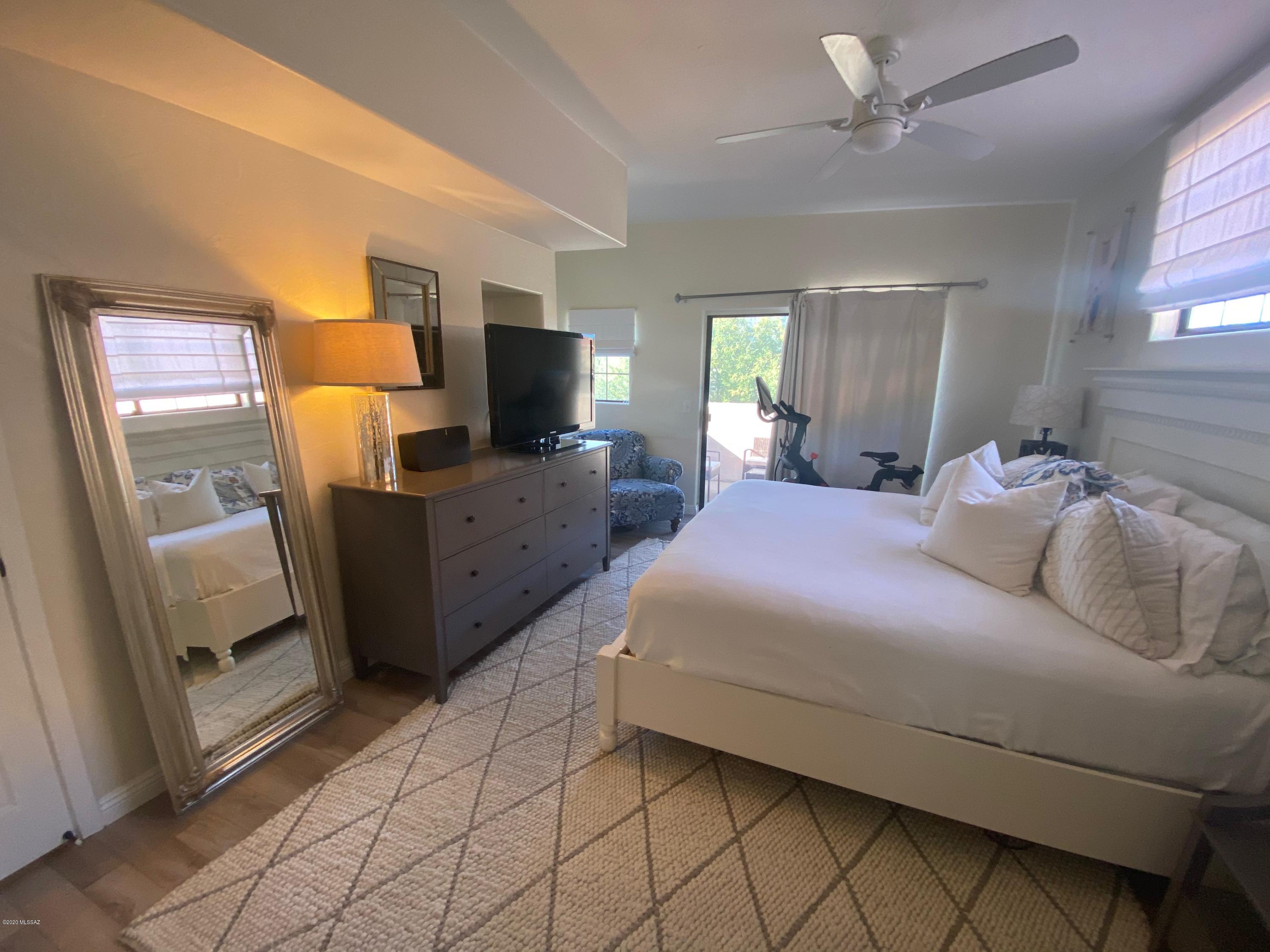 River At North Campbell (1-59) - Residential