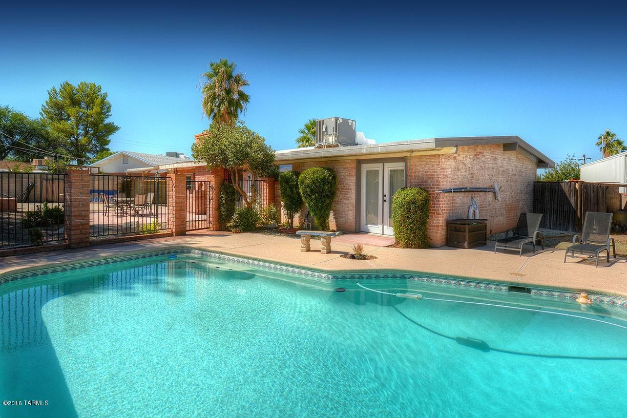 Longview Estates (194-470) - Residential