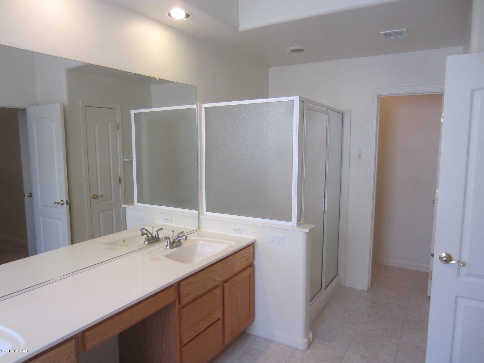 Villages Of Ventana (1-68) - Residential Lease