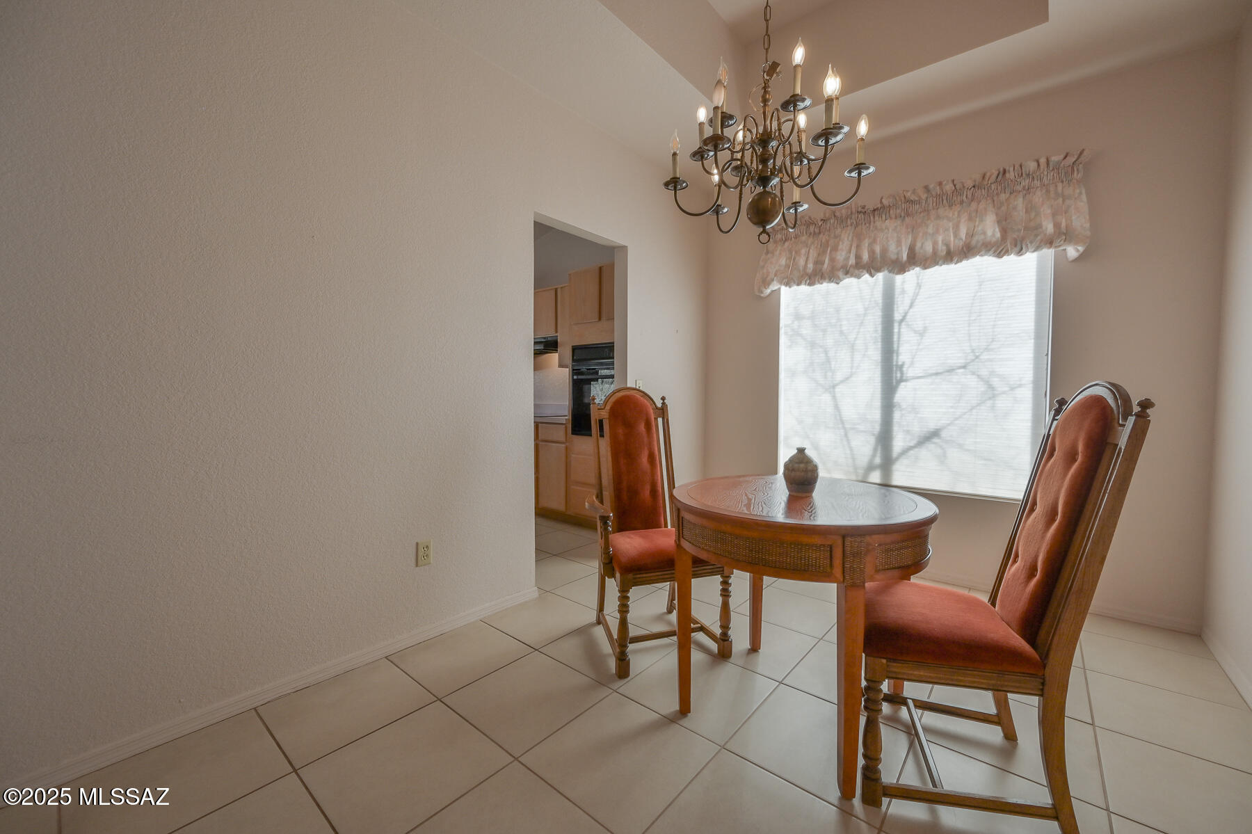 San Domingo  (27-37) - Residential