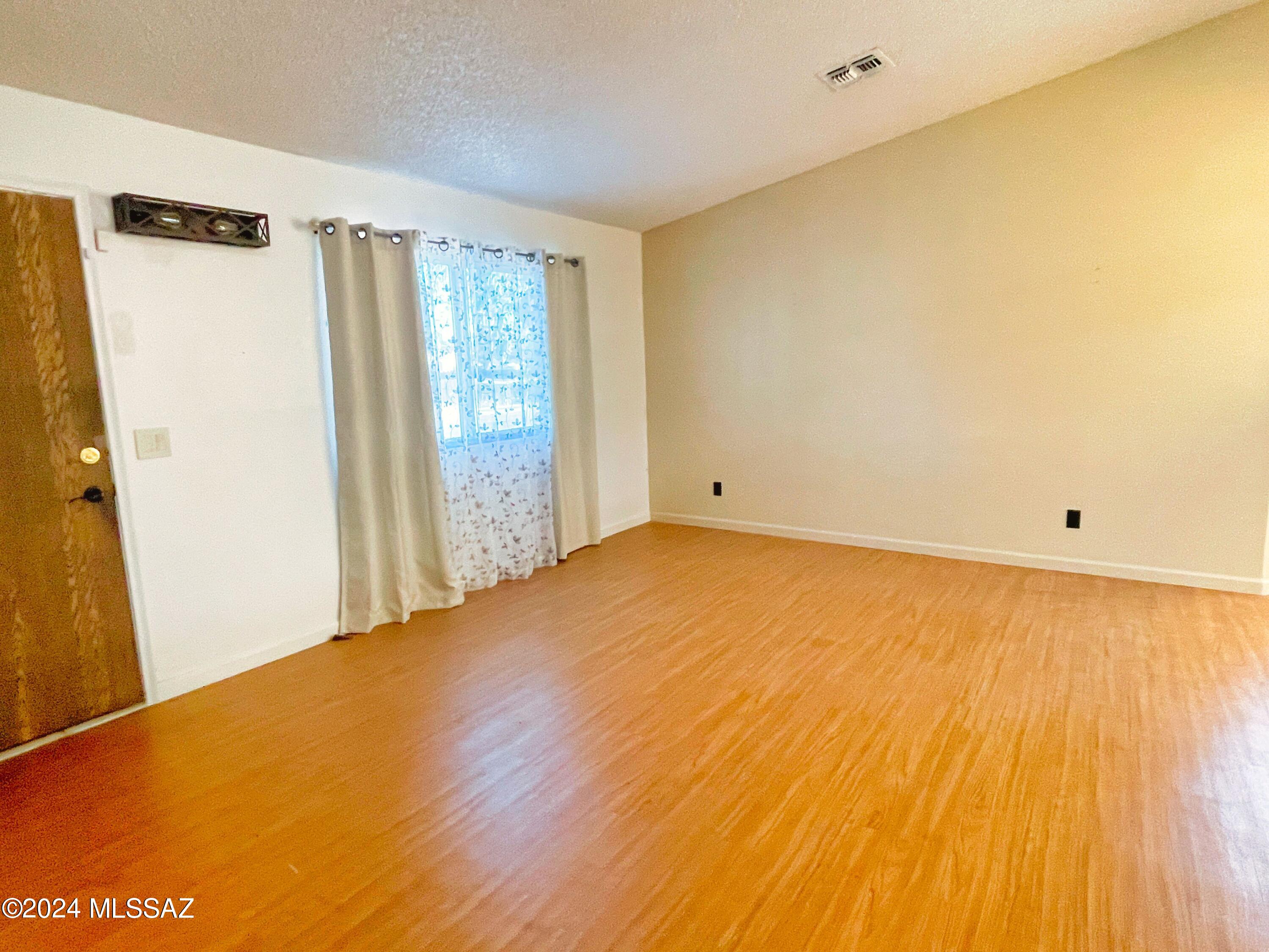 Oak Tree at Midvale Park (1-229) - Residential Lease