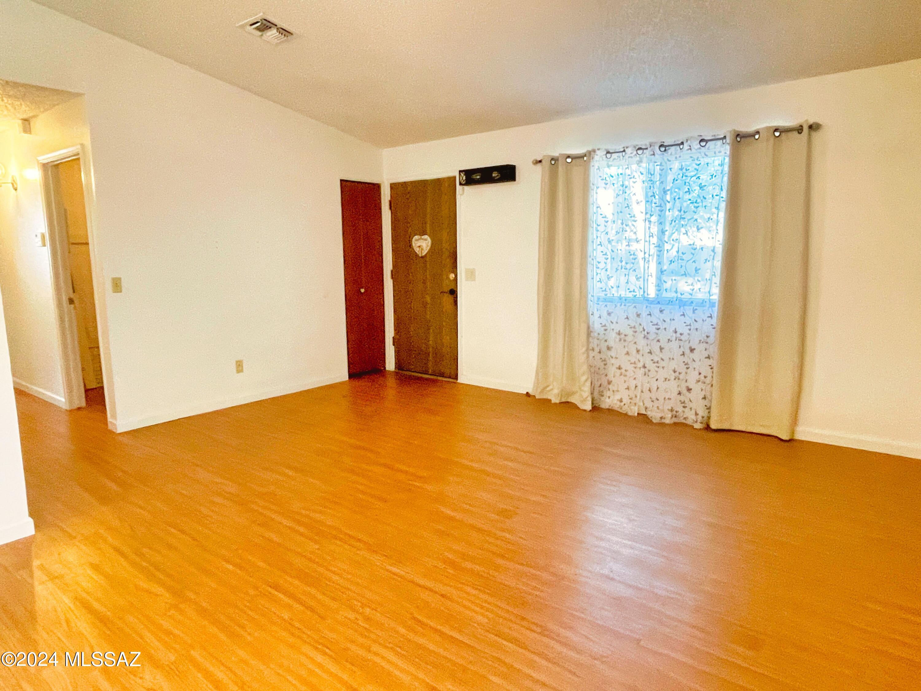 Oak Tree at Midvale Park (1-229) - Residential Lease