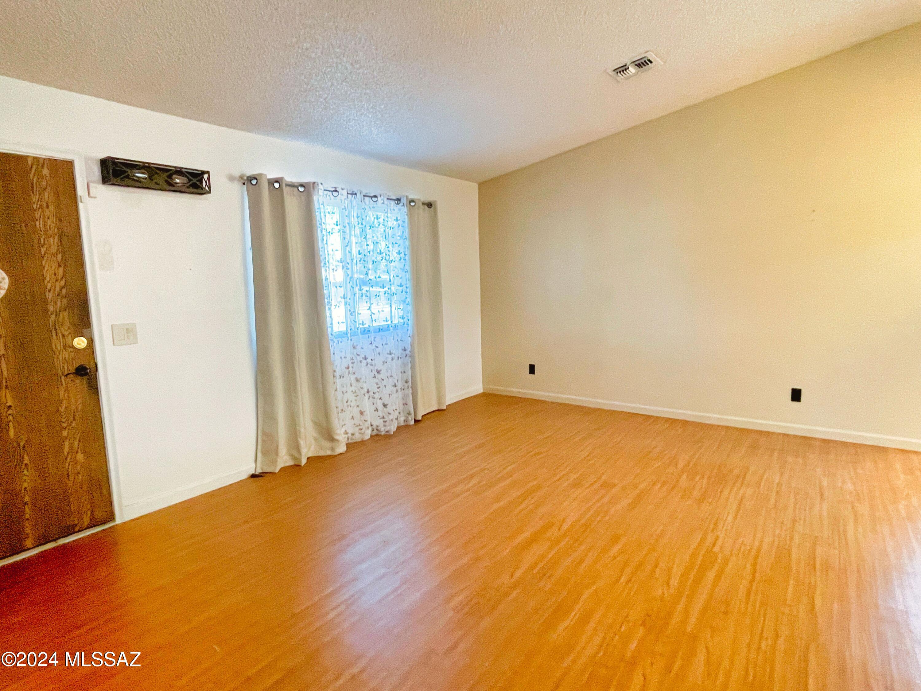 Oak Tree at Midvale Park (1-229) - Residential Lease