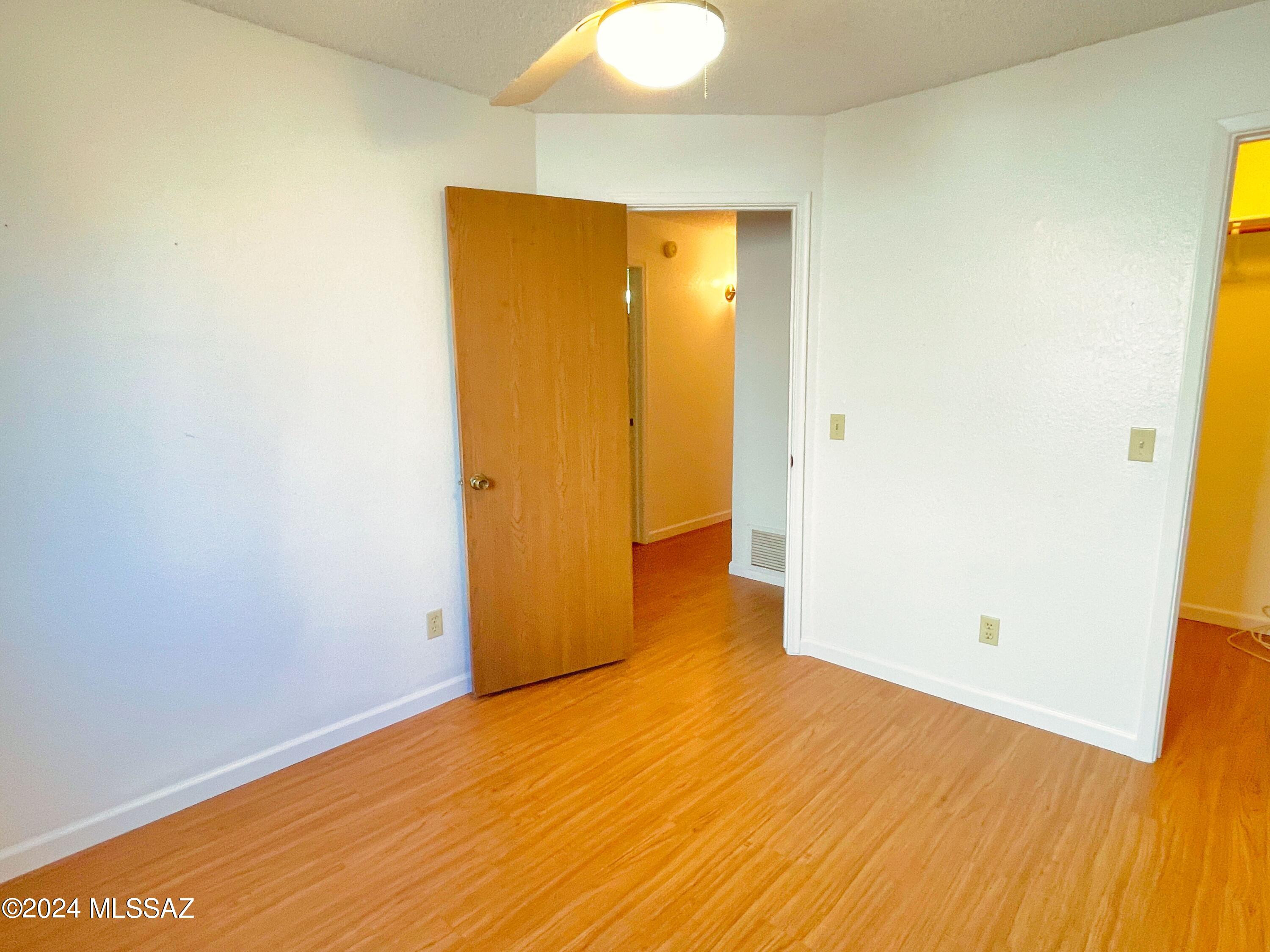 Oak Tree at Midvale Park (1-229) - Residential Lease