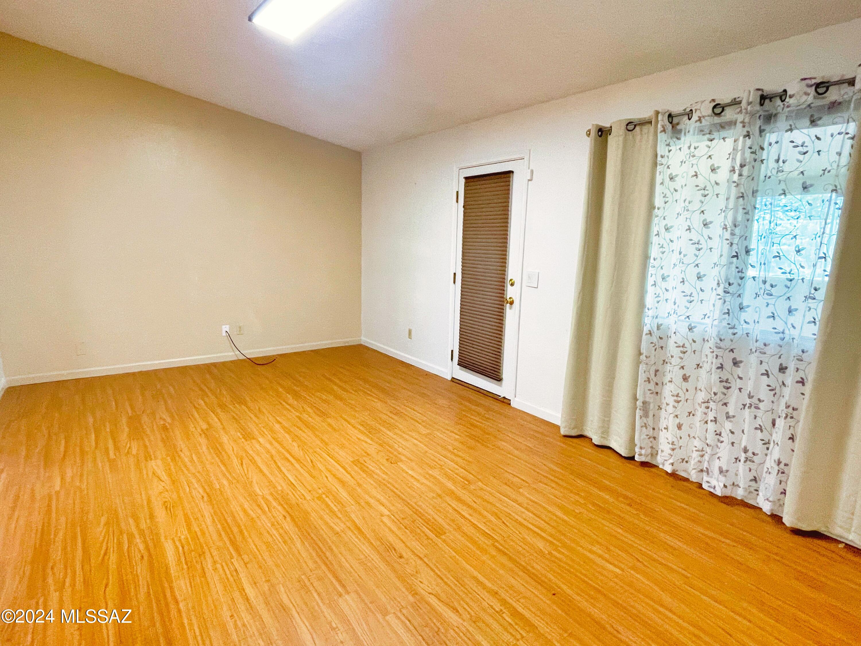 Oak Tree at Midvale Park (1-229) - Residential Lease