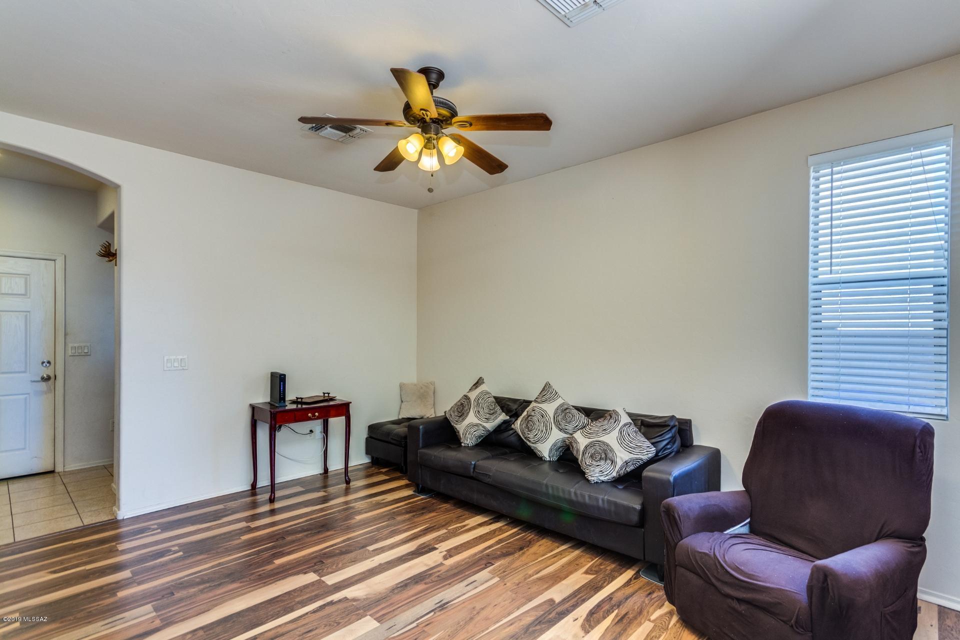 Paseo del Rio - Residential