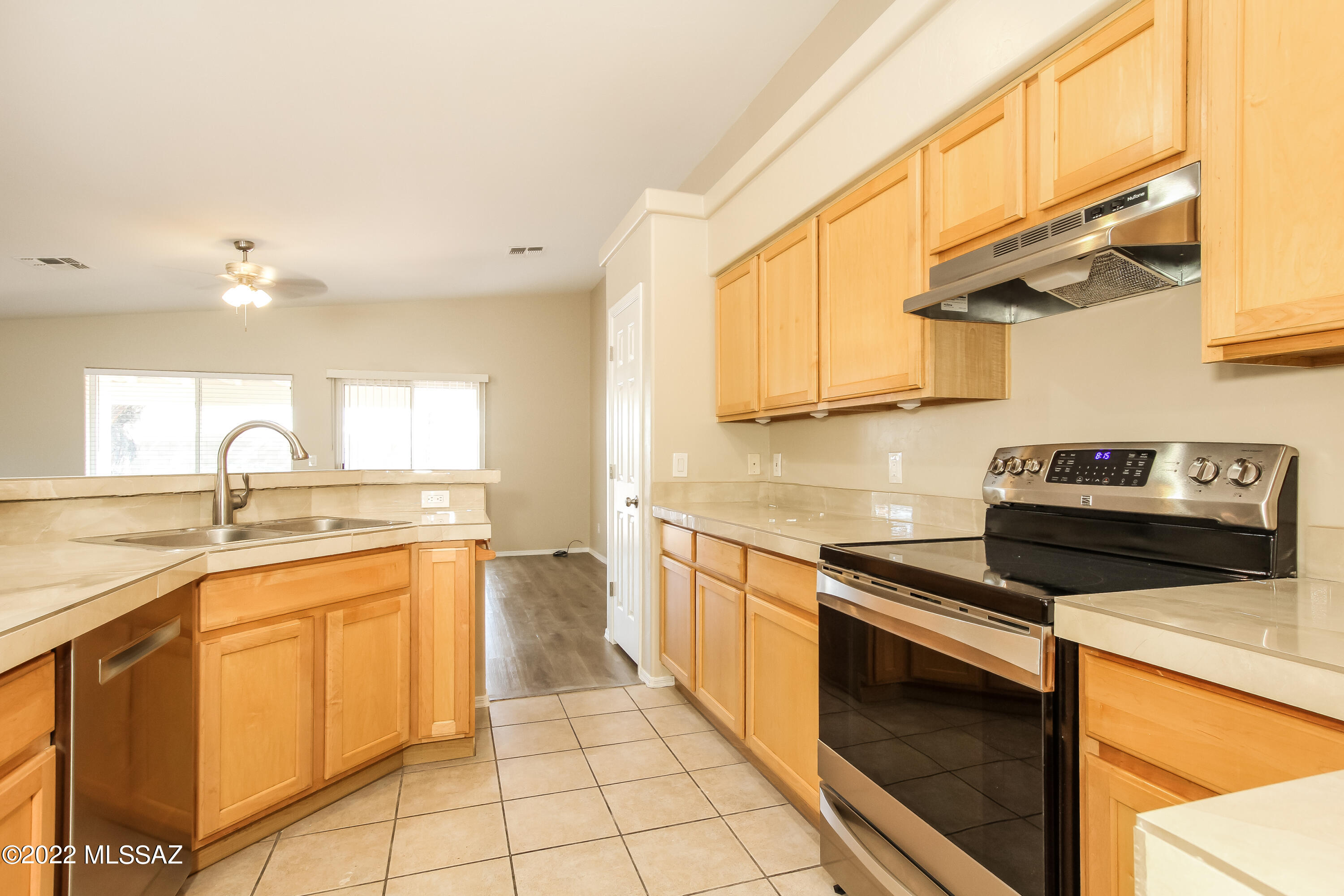 Horseshoe Trails (1-31) - Residential Lease