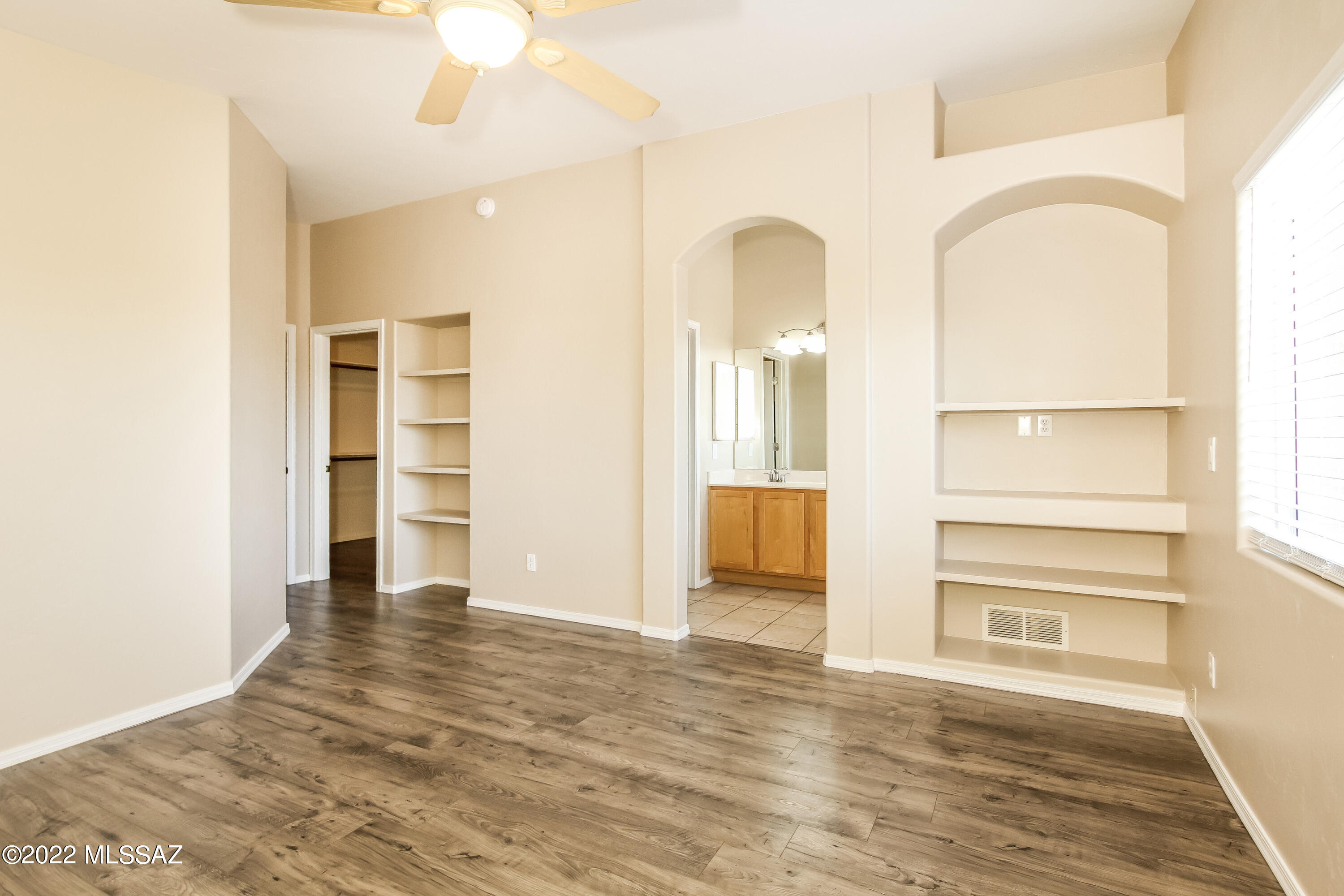 Horseshoe Trails (1-31) - Residential Lease