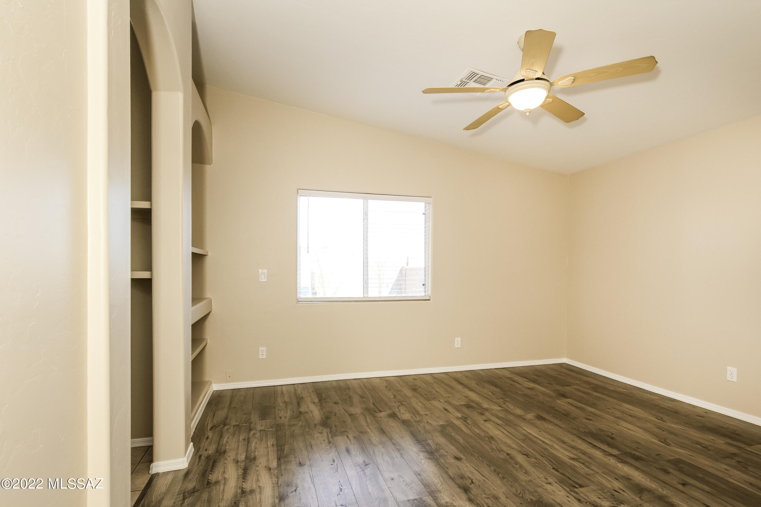 Horseshoe Trails (1-31) - Residential Lease
