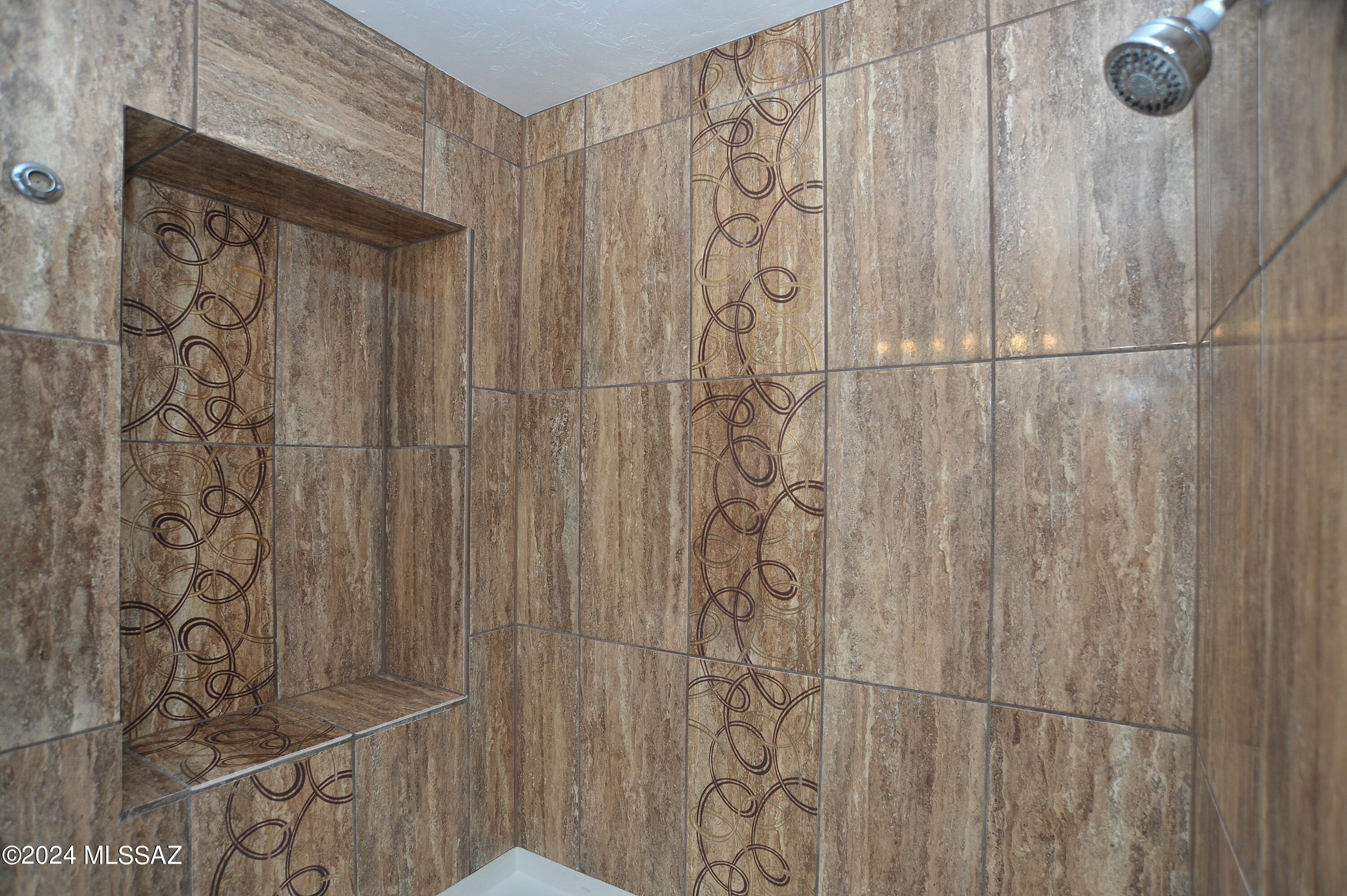 La Tierra Buena (1-207) - Residential Lease