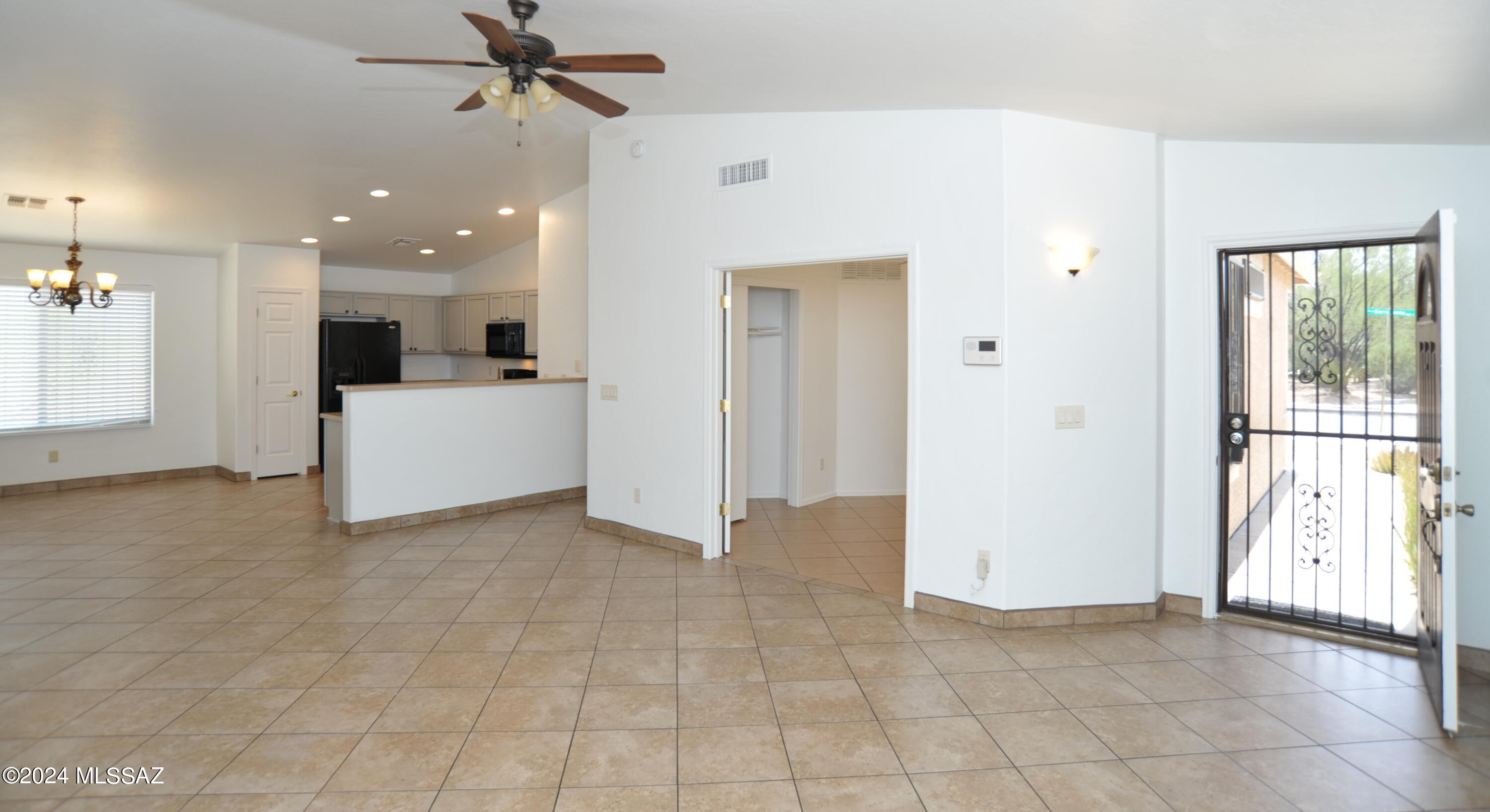 La Tierra Buena (1-207) - Residential Lease