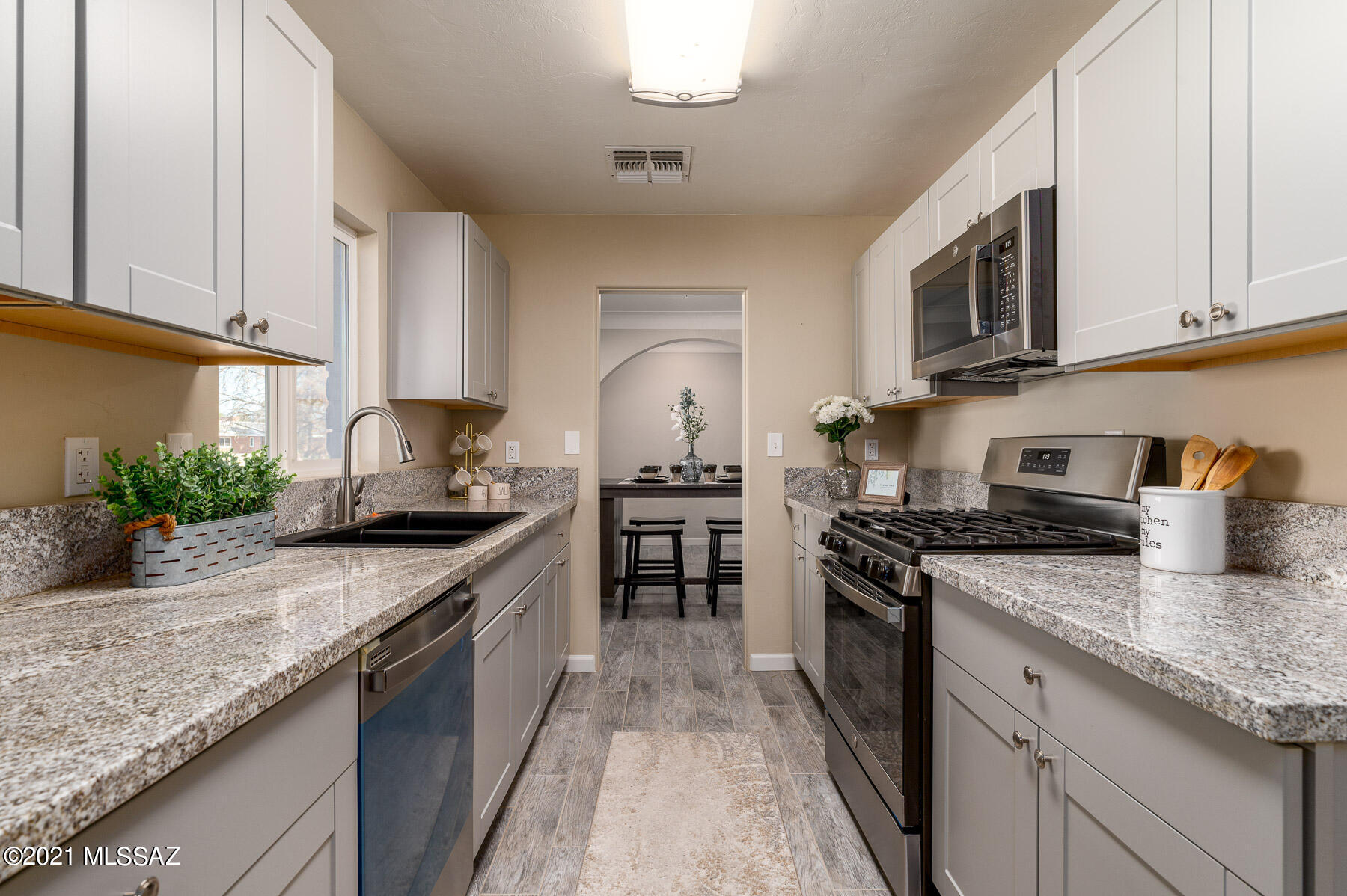 San Fernando Village - Residential