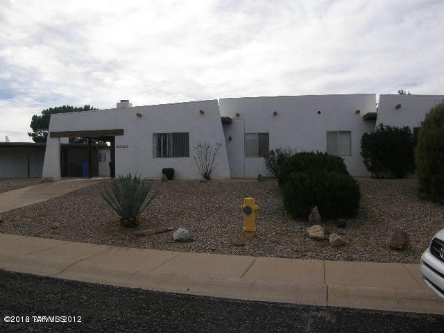 Great investment property or owner occupant.  Large 4 plex with its own in ground swimming pool.  Three units have tile throughout.  All units have wood burning fireplaces.  New exterior and roof.  Always rented. Great Cap Rate!!!