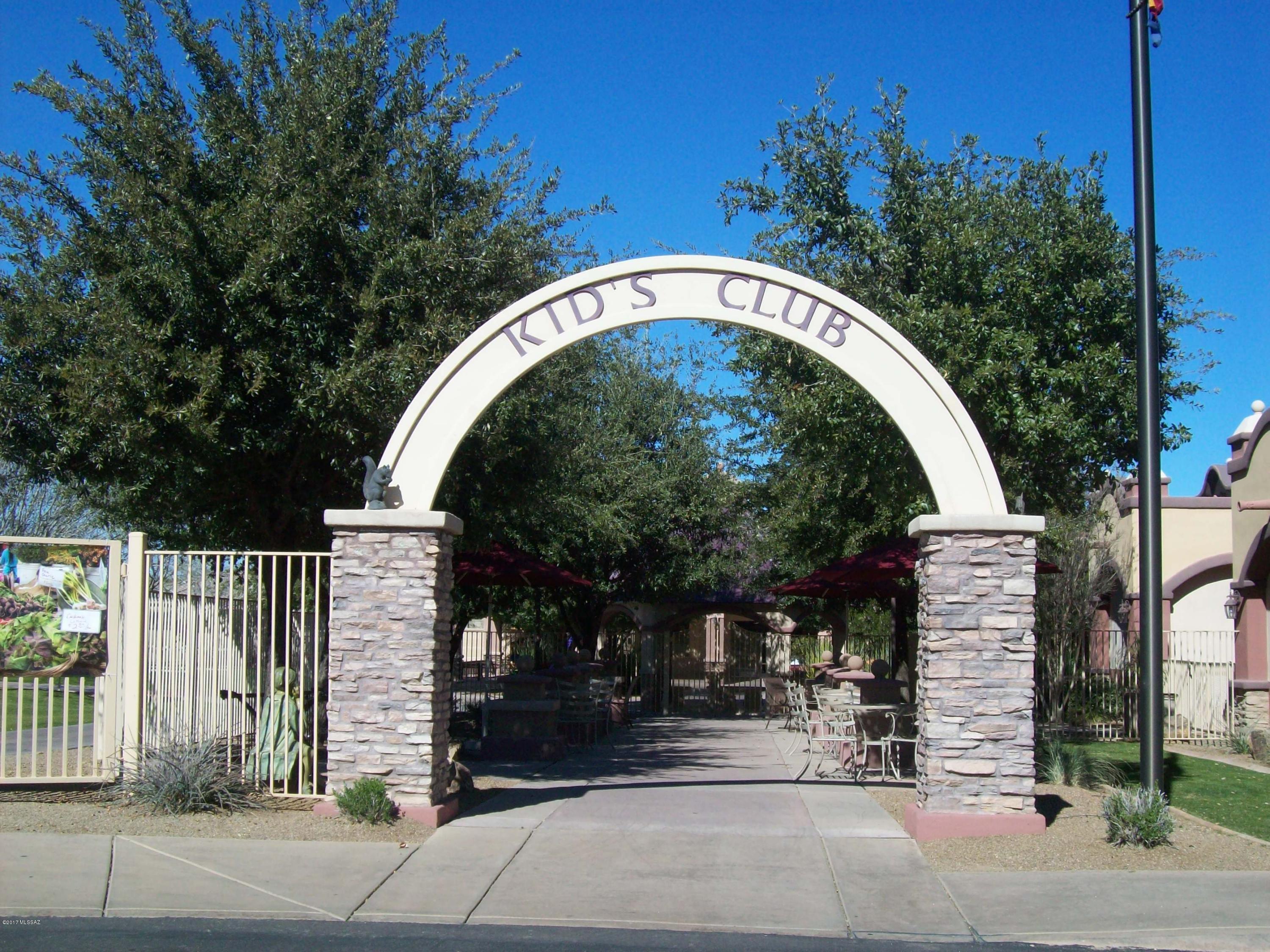 Presidio Del Cielo (1-425) - Residential Lease