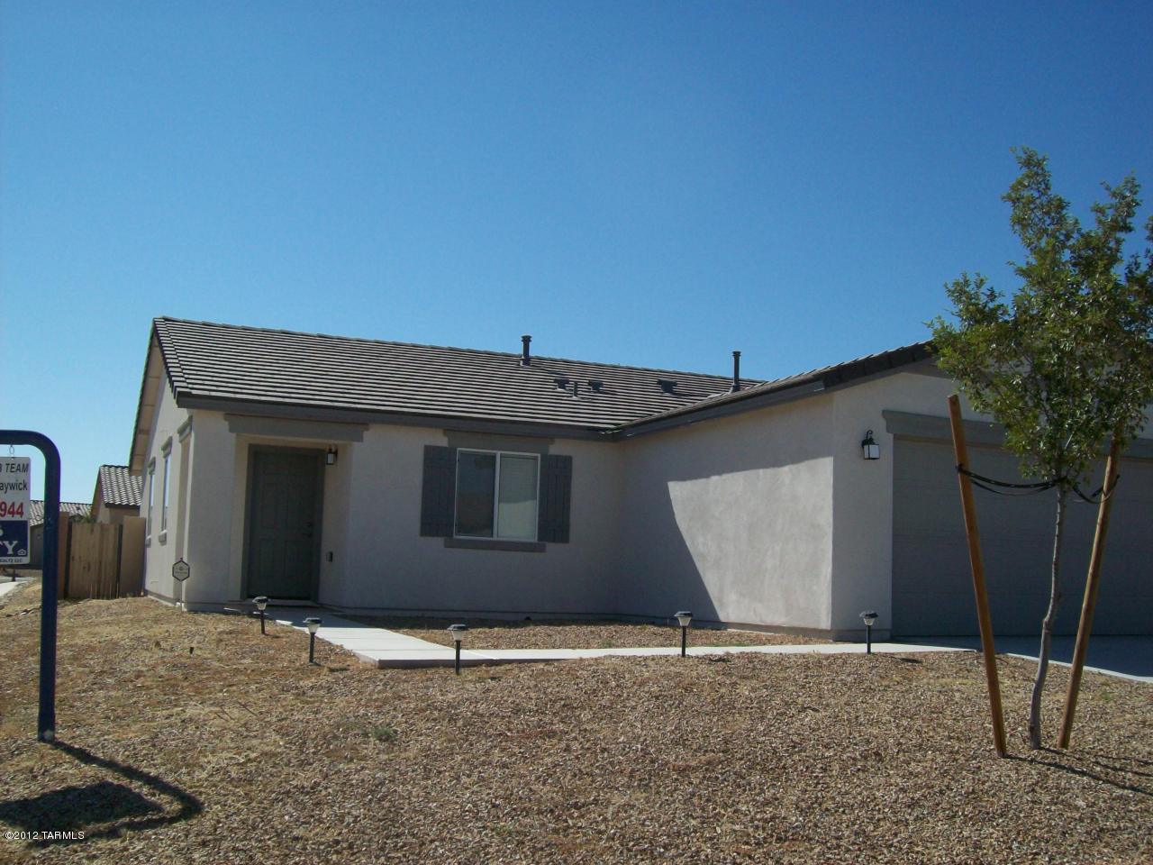 Presidio Del Cielo (1-425) - Residential Lease