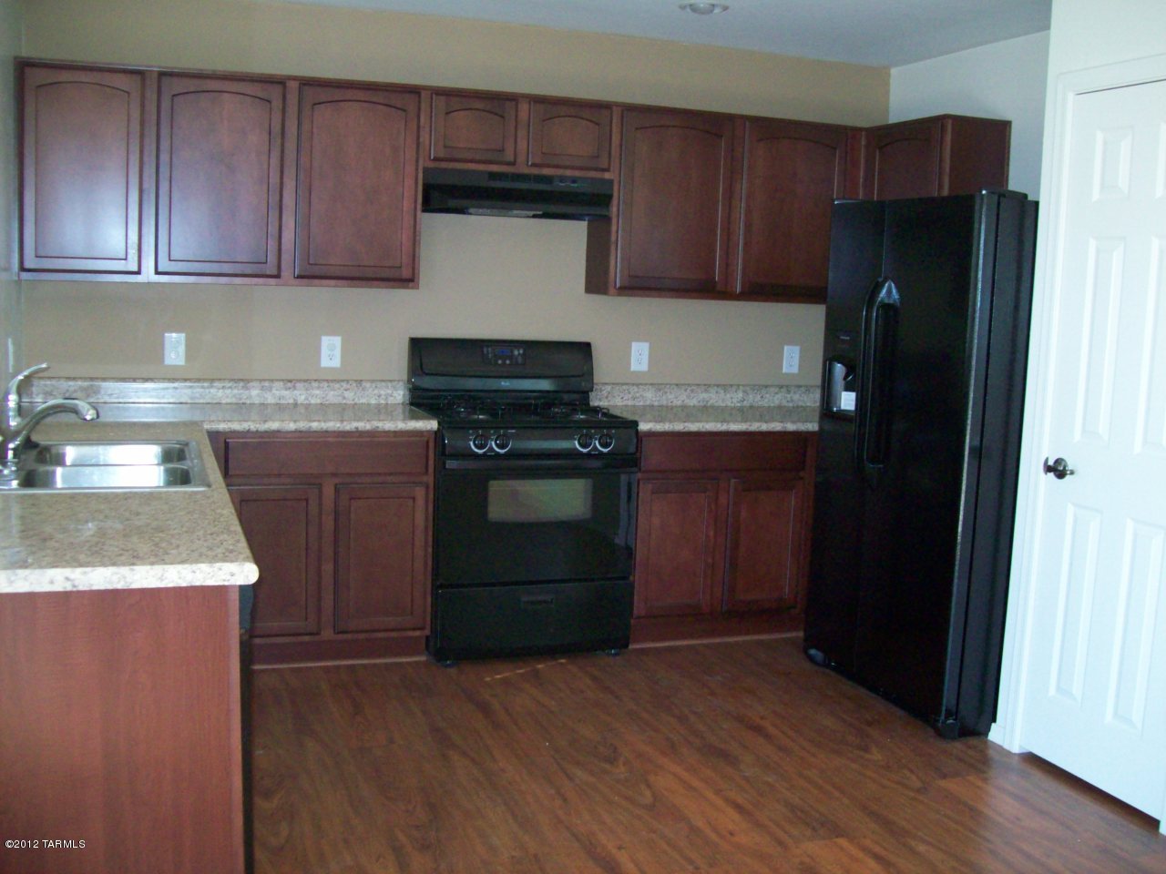 Presidio Del Cielo (1-425) - Residential Lease