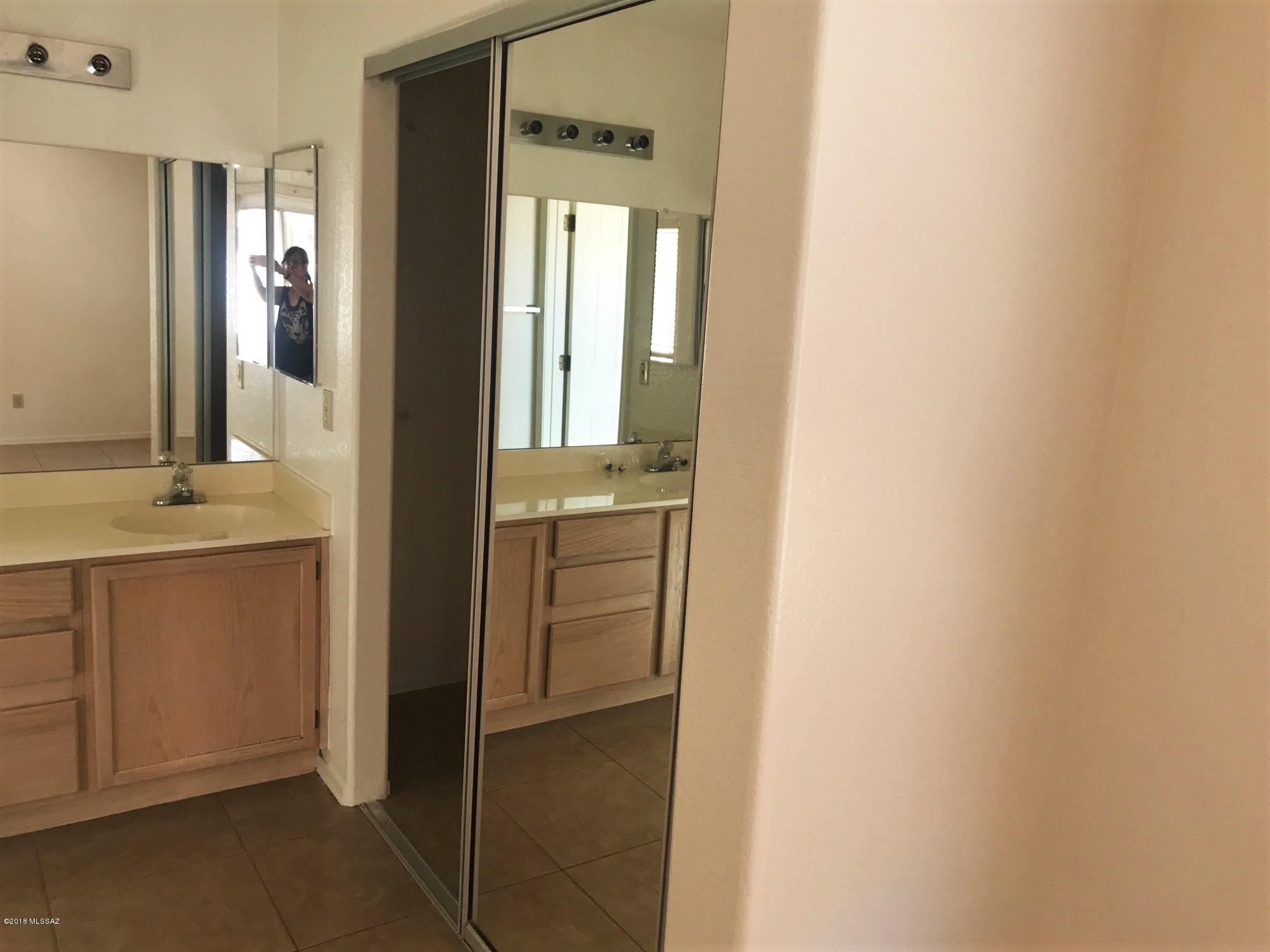 North Ranch (781-885) - Residential Lease