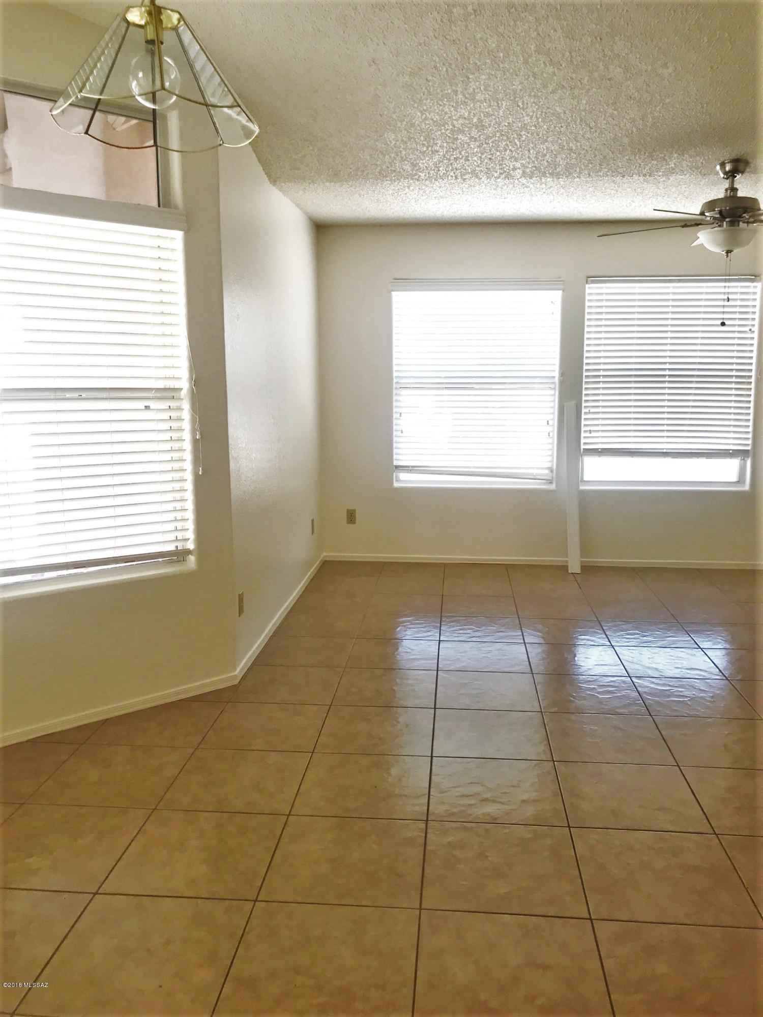 North Ranch (781-885) - Residential Lease