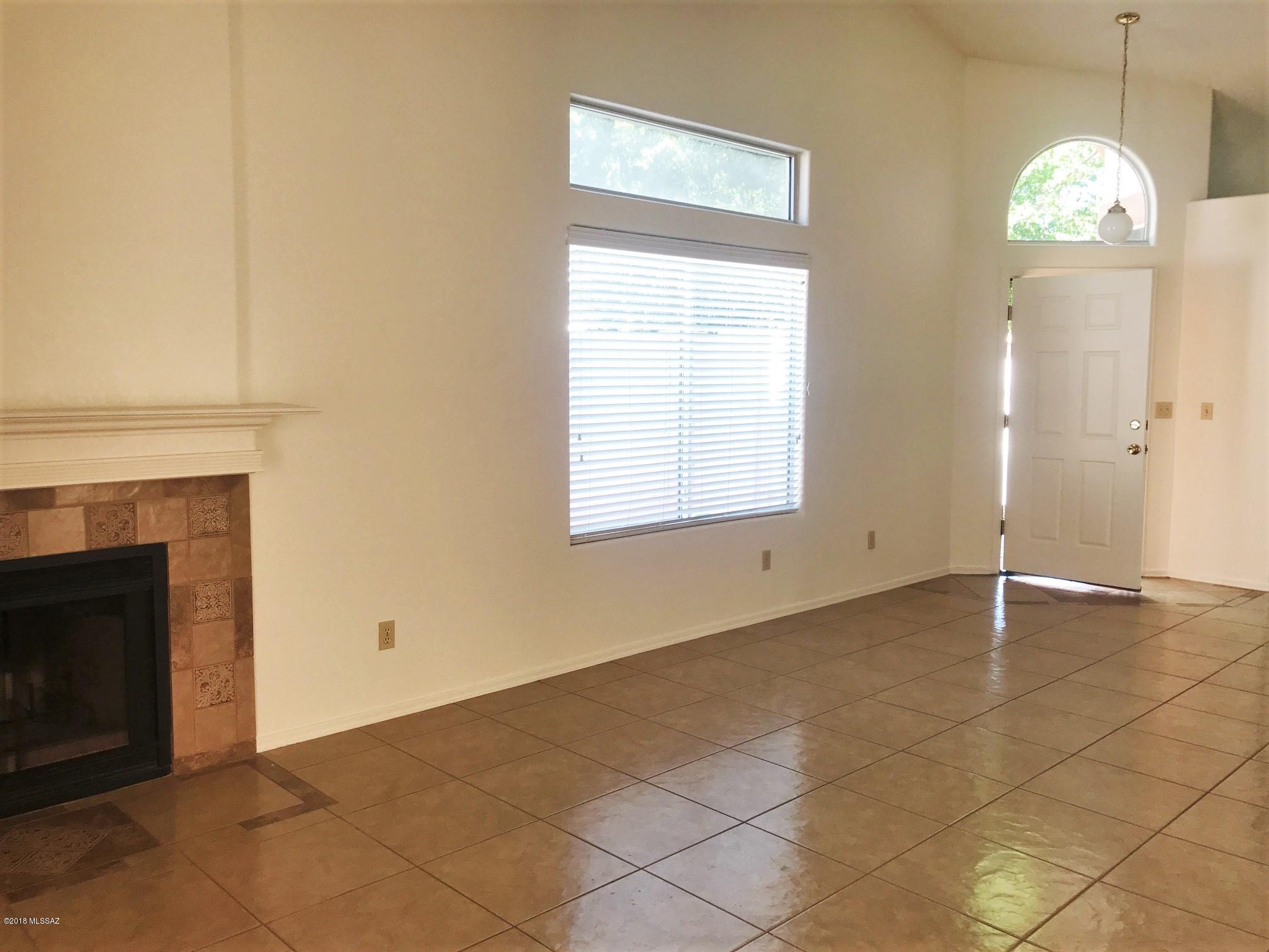 North Ranch (781-885) - Residential Lease