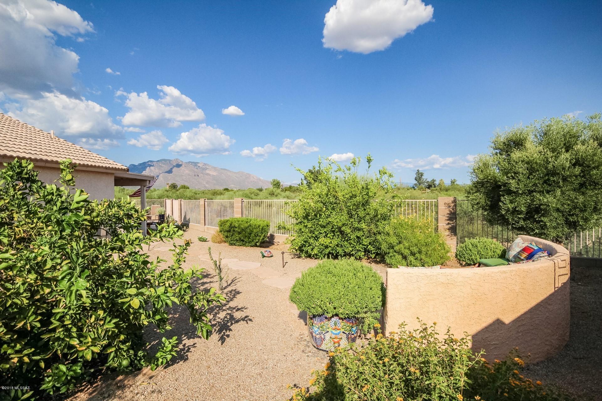 La Cholla Ridge (1-77) - Residential