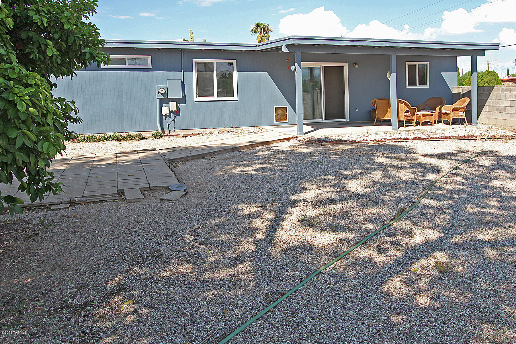 Broadway East (113-253) - Residential